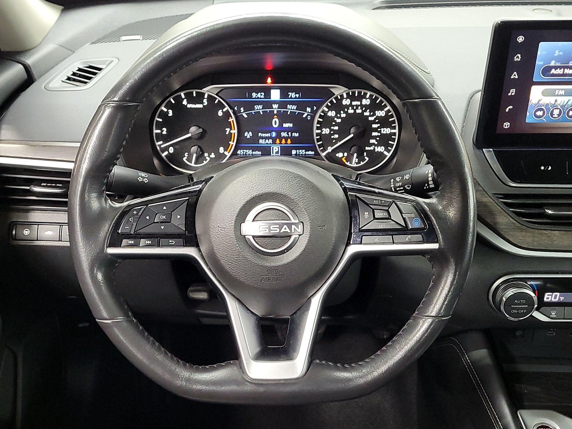 Thumbnail: 2023 Nissan Altima - 10