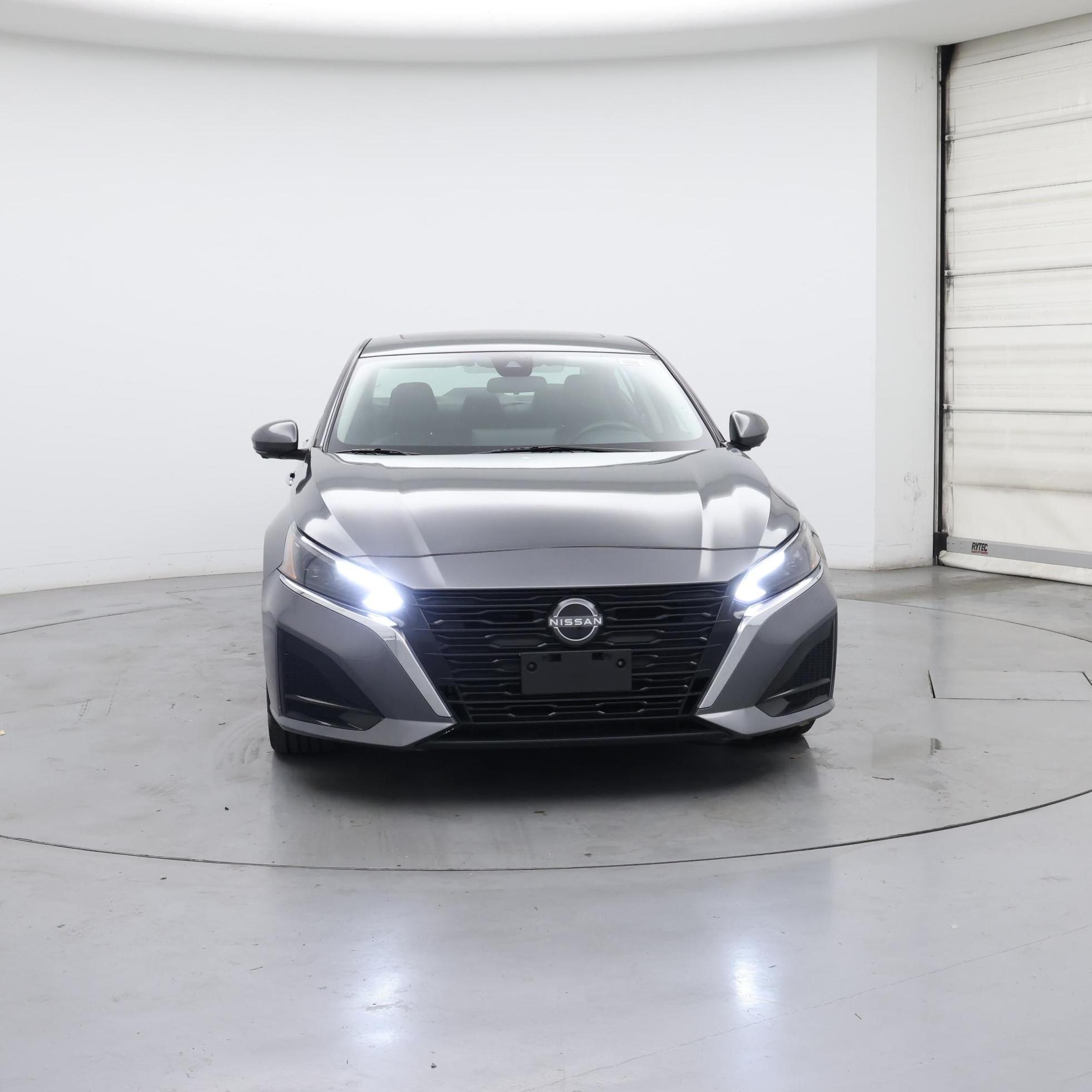 Thumbnail: 2023 Nissan Altima - 5