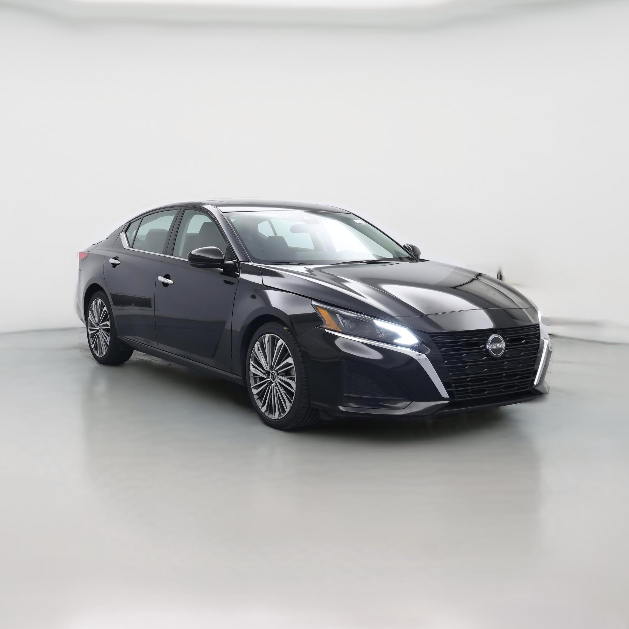 Thumbnail: 2023 Nissan Altima - 1