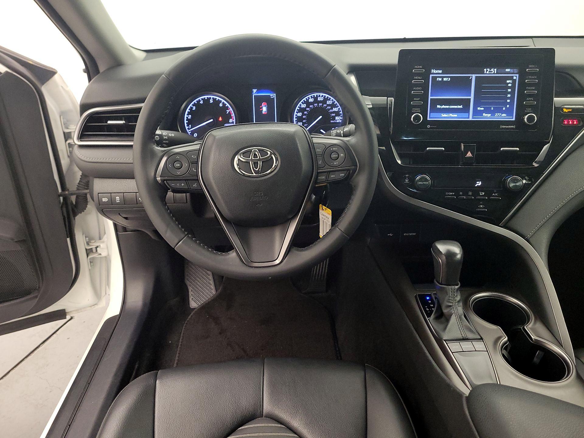 Thumbnail: 2023 Toyota Camry - 10