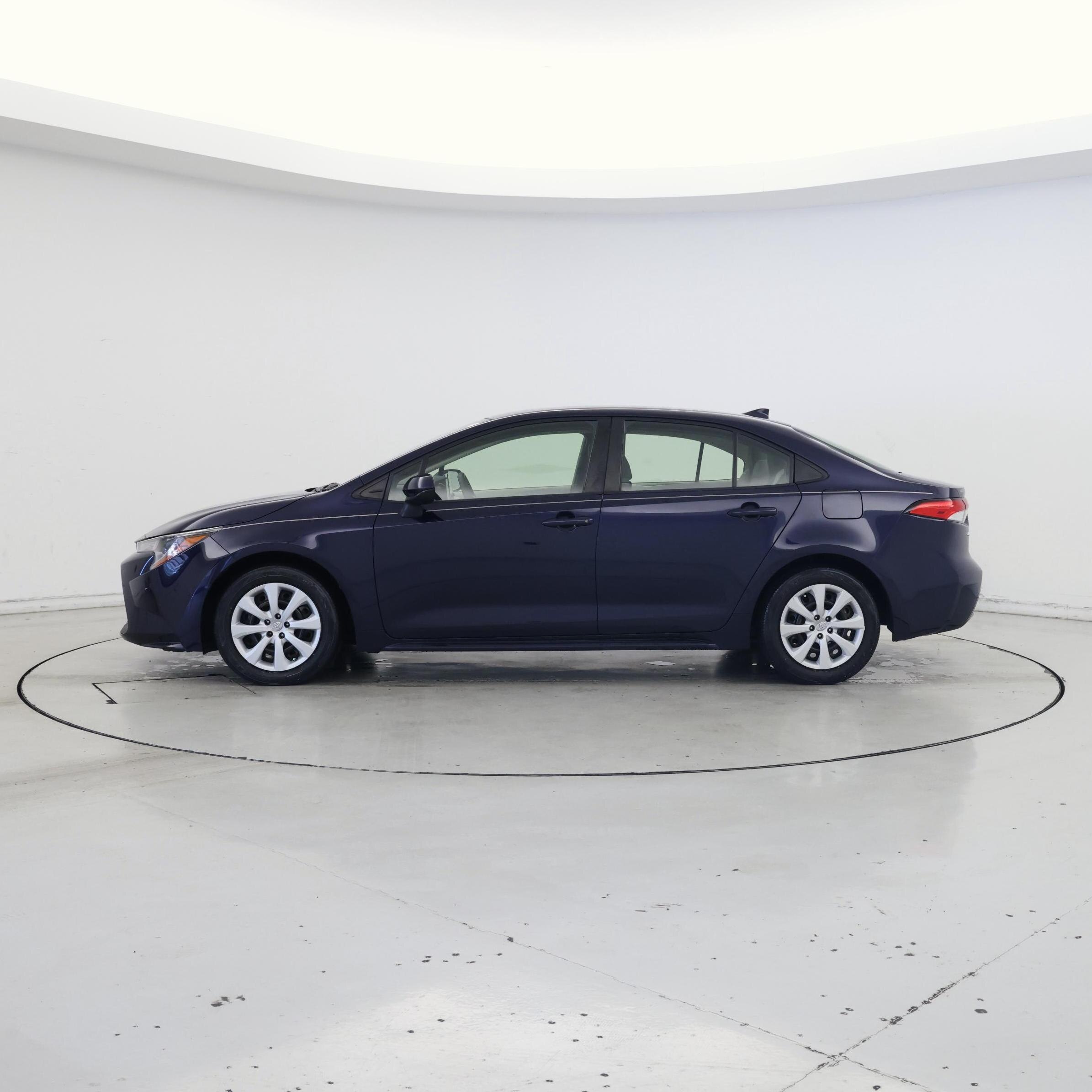 Thumbnail: 2021 Toyota Corolla - 3