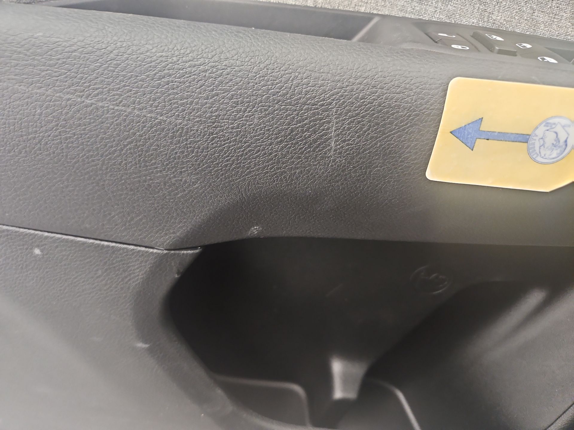 Thumbnail: 2023 Jeep Compass - 20