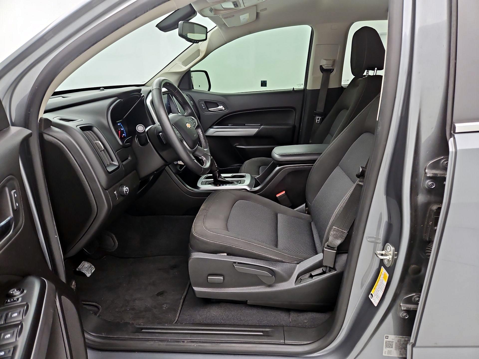 Thumbnail: 2019 Chevrolet Colorado - 11