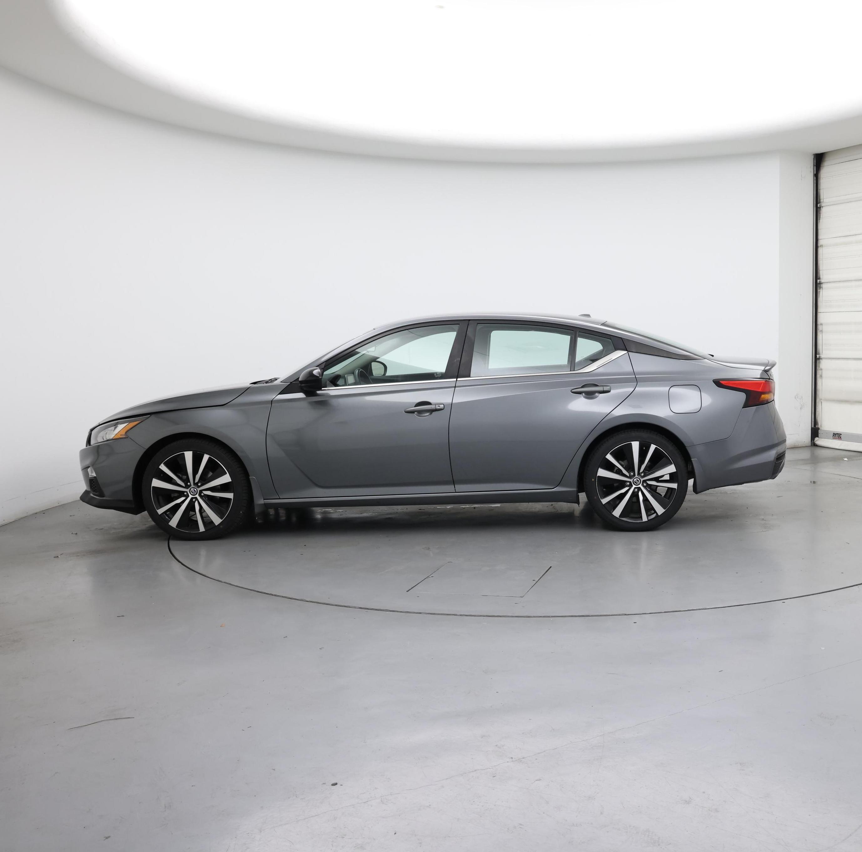 Thumbnail: 2022 Nissan Altima - 3