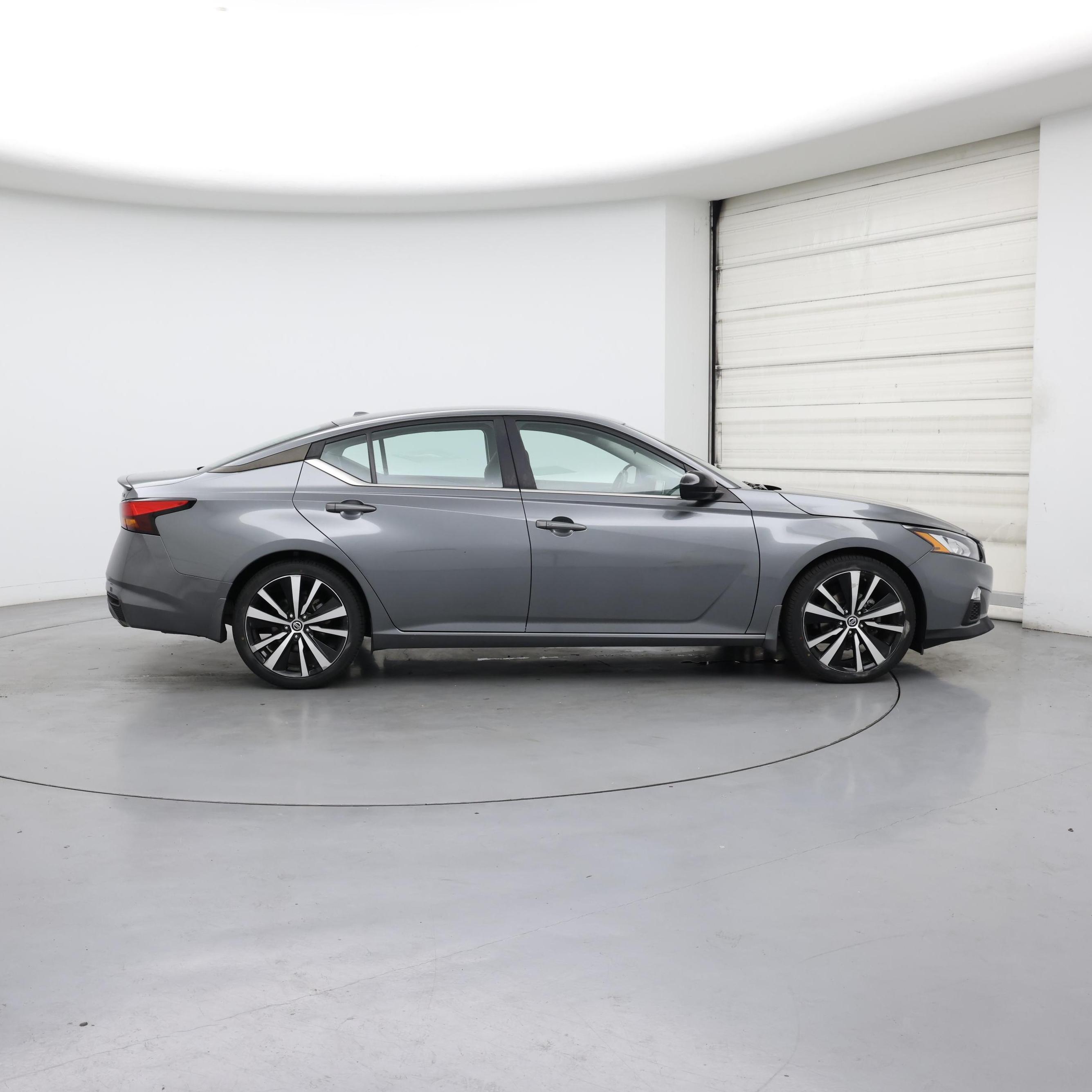 Thumbnail: 2022 Nissan Altima - 7