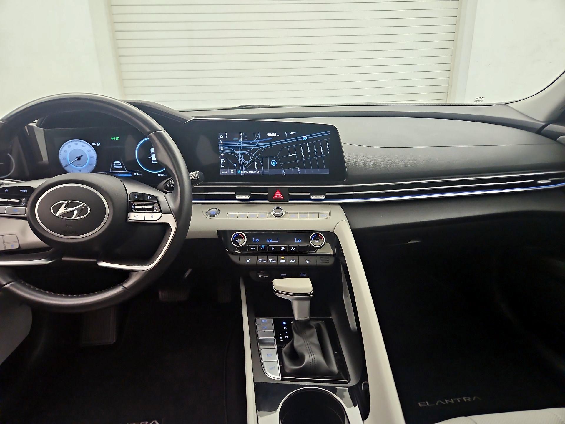 Thumbnail: 2023 Hyundai Elantra - 9