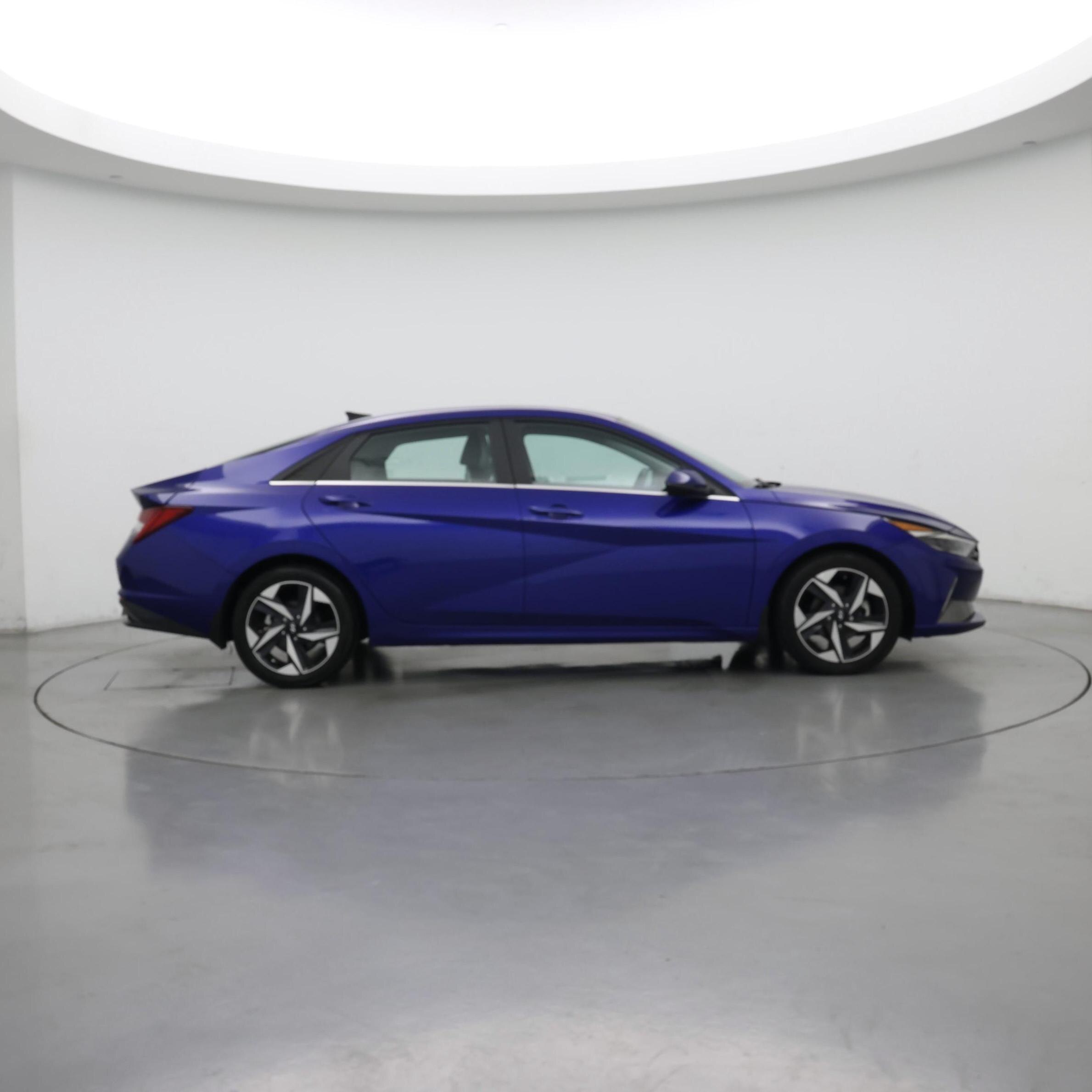 Thumbnail: 2023 Hyundai Elantra - 7