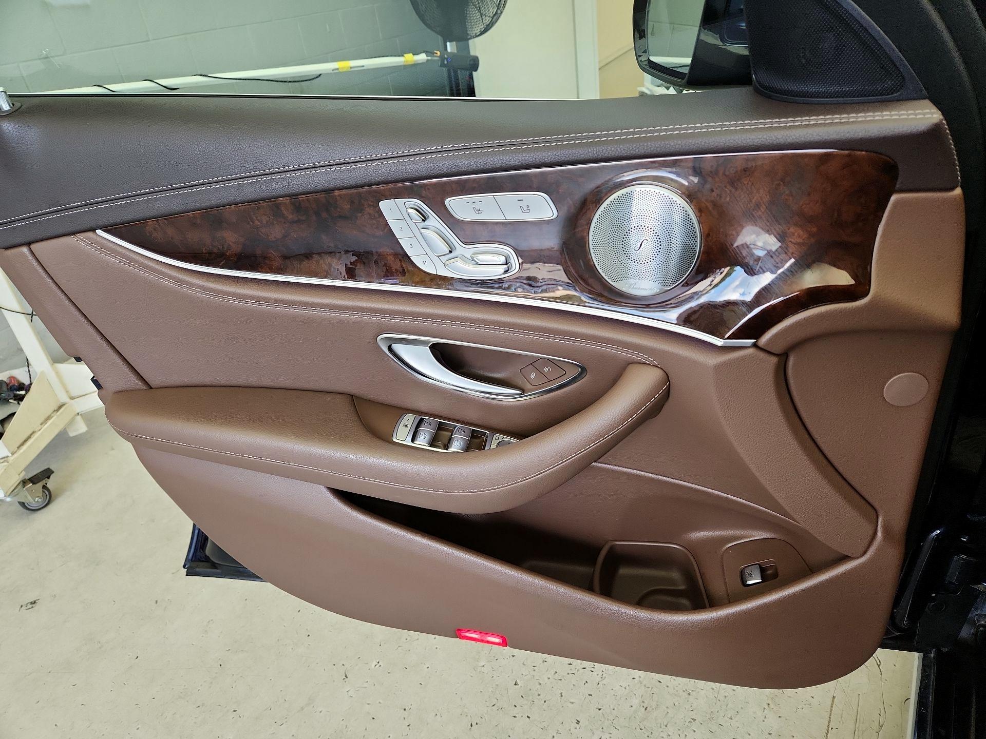Thumbnail: 2019 Mercedes-Benz E-Class - 12