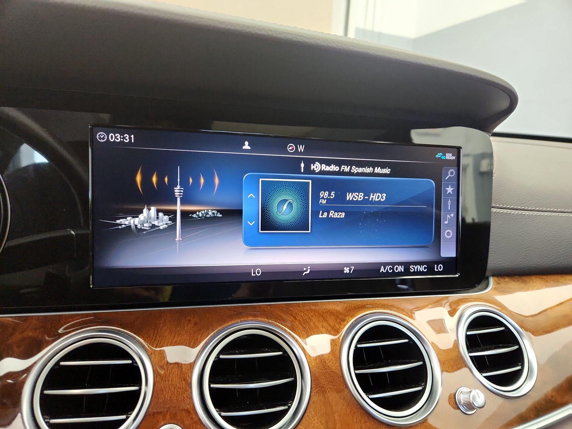 Thumbnail: 2019 Mercedes-Benz E-Class - 15