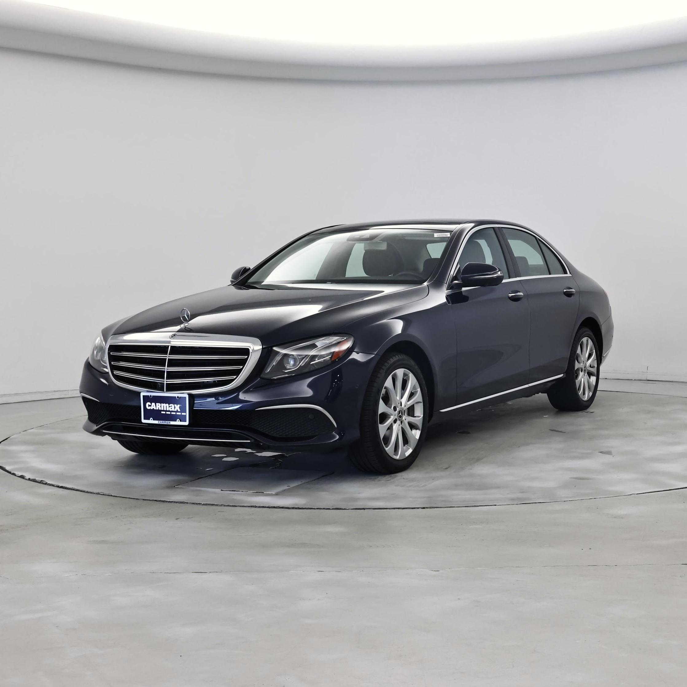 Thumbnail: 2019 Mercedes-Benz E-Class - 4