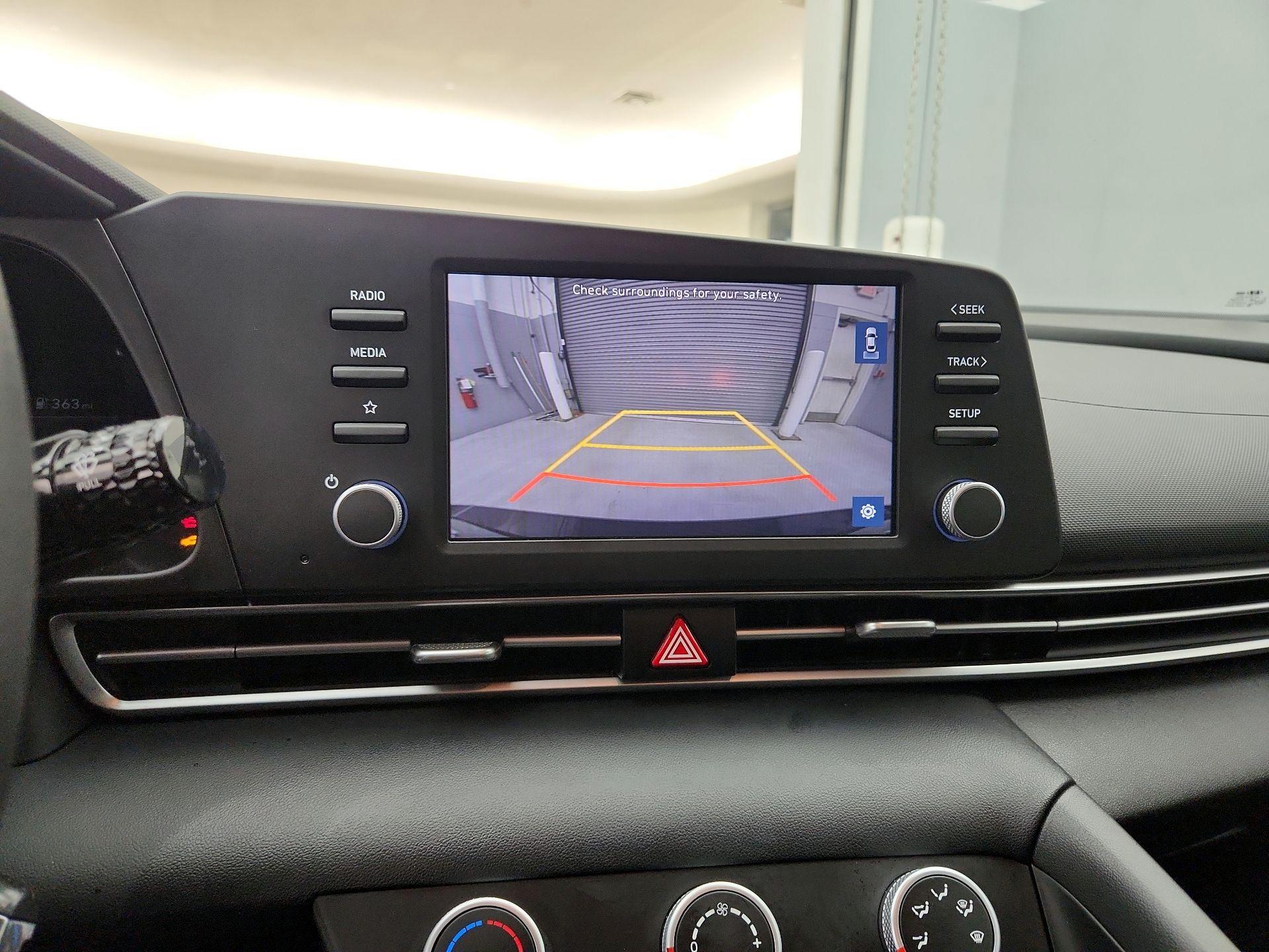 Thumbnail: 2023 Hyundai Elantra - 14