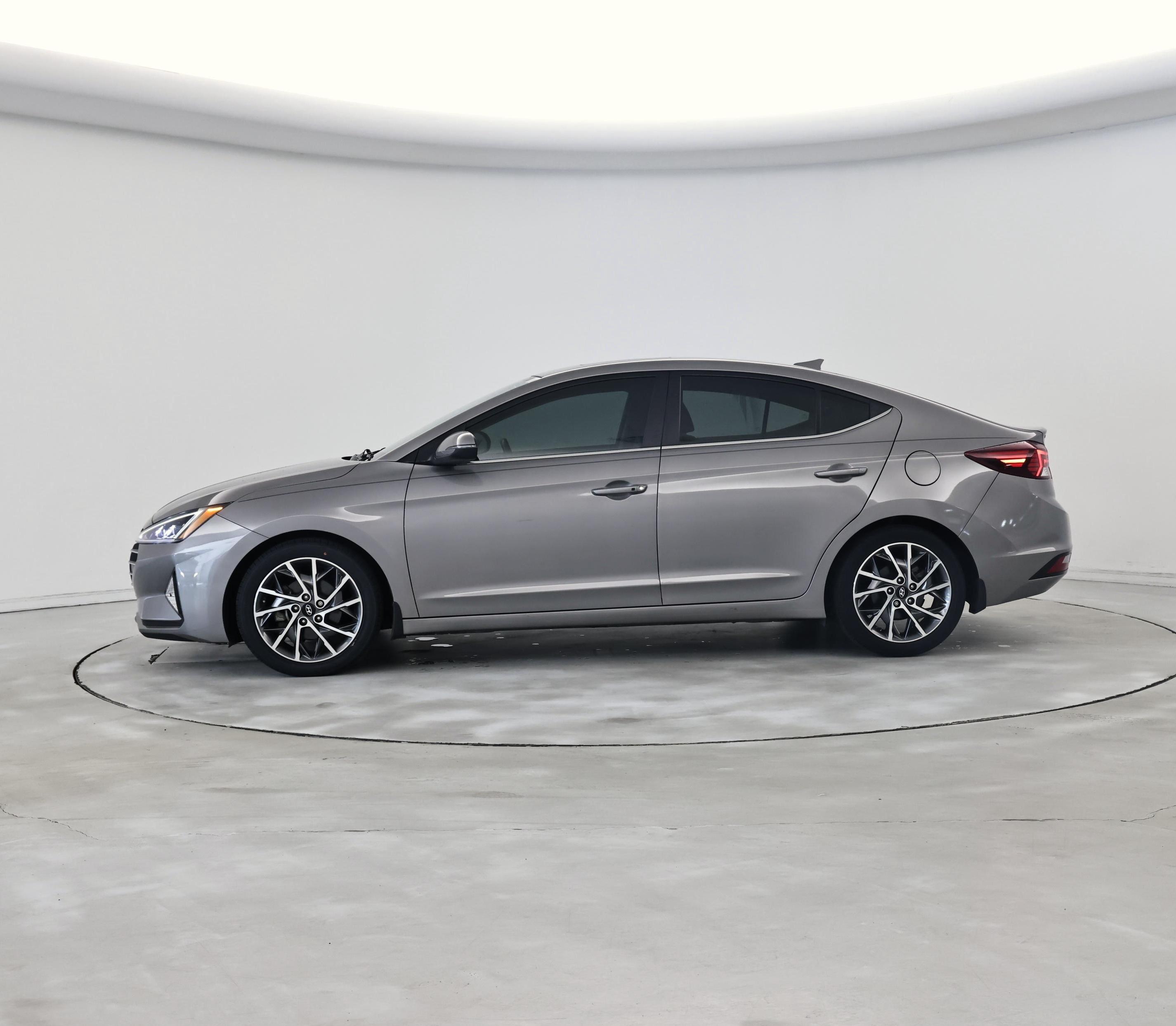 Thumbnail: 2020 Hyundai Elantra - 3