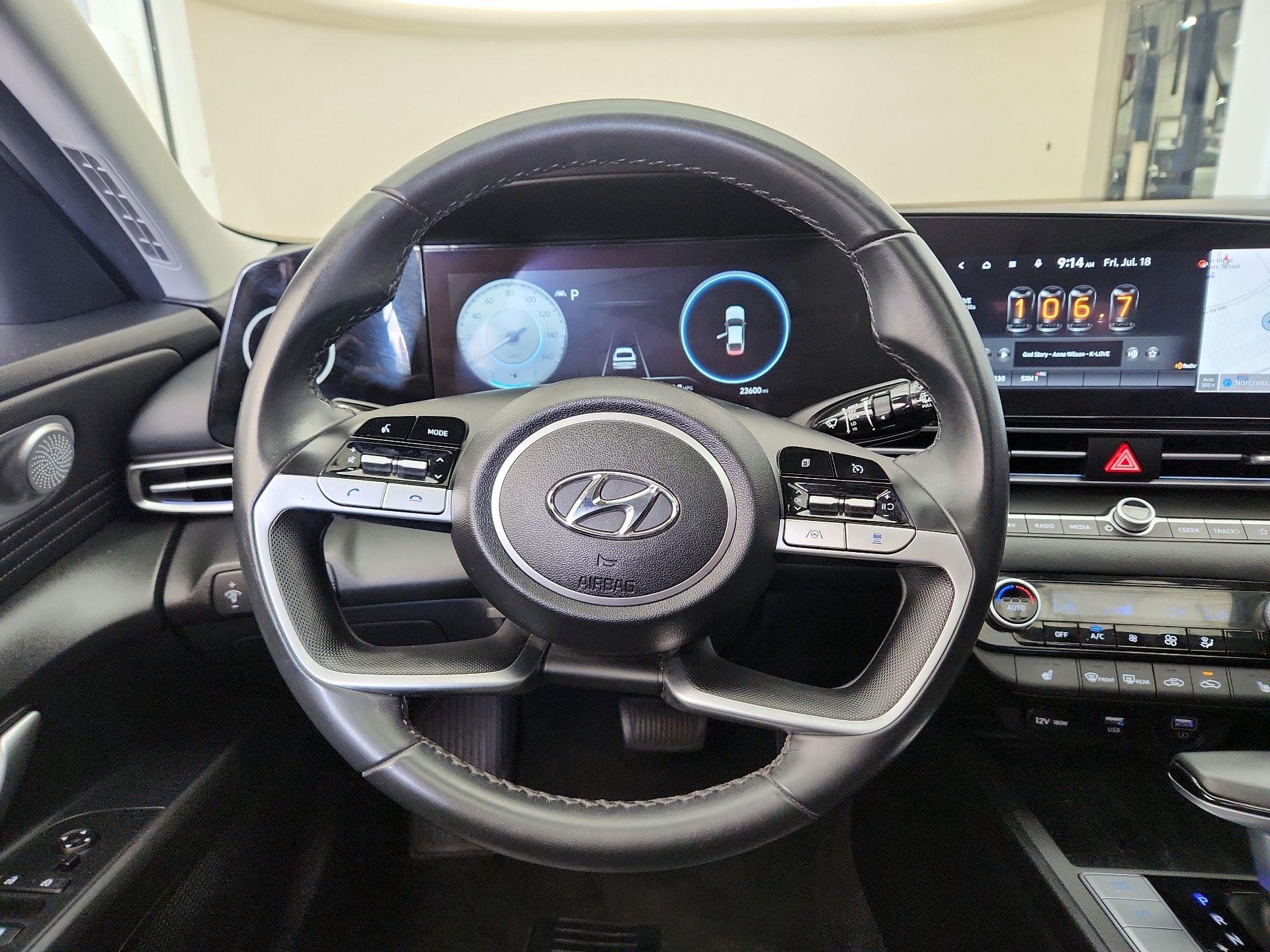 Thumbnail: 2022 Hyundai Elantra - 10