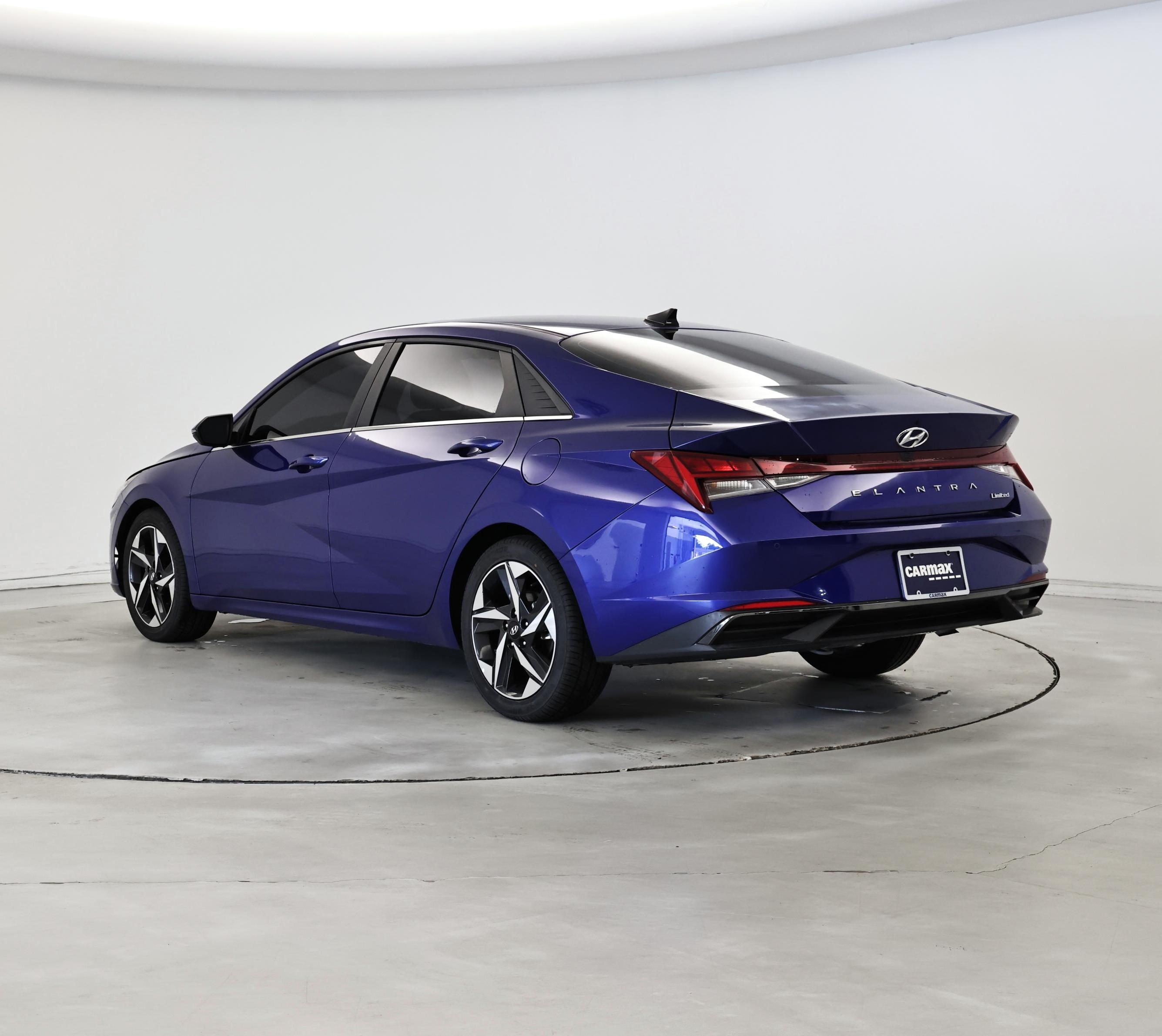 Thumbnail: 2022 Hyundai Elantra - 2