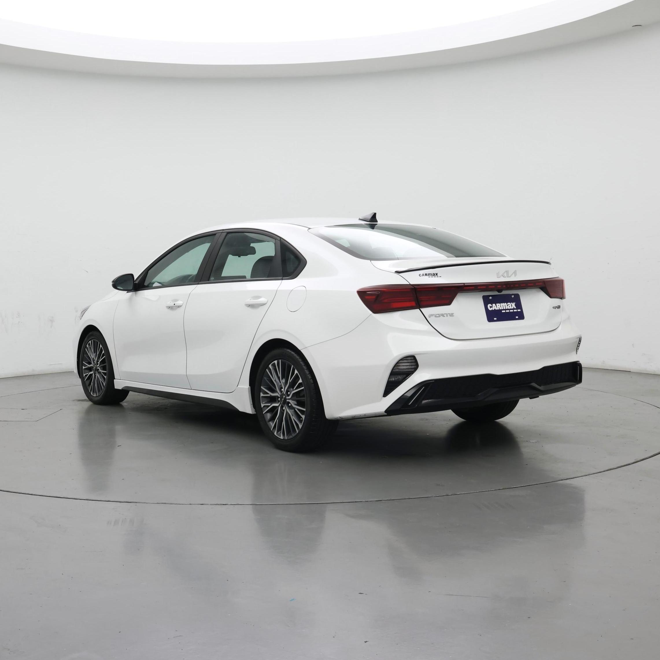 Thumbnail: 2022 Kia Forte - 2