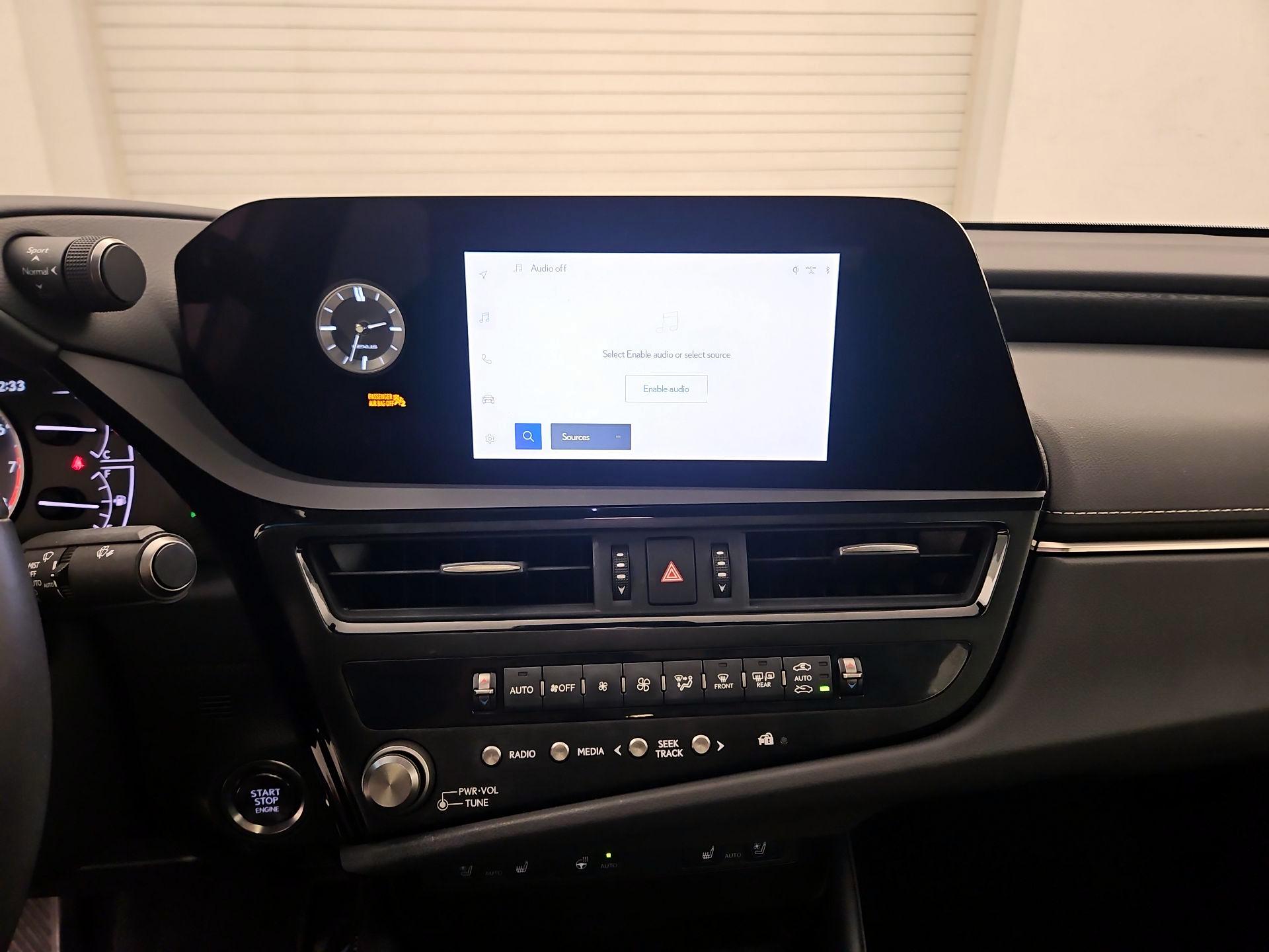 Thumbnail: 2023 Lexus ES - 13