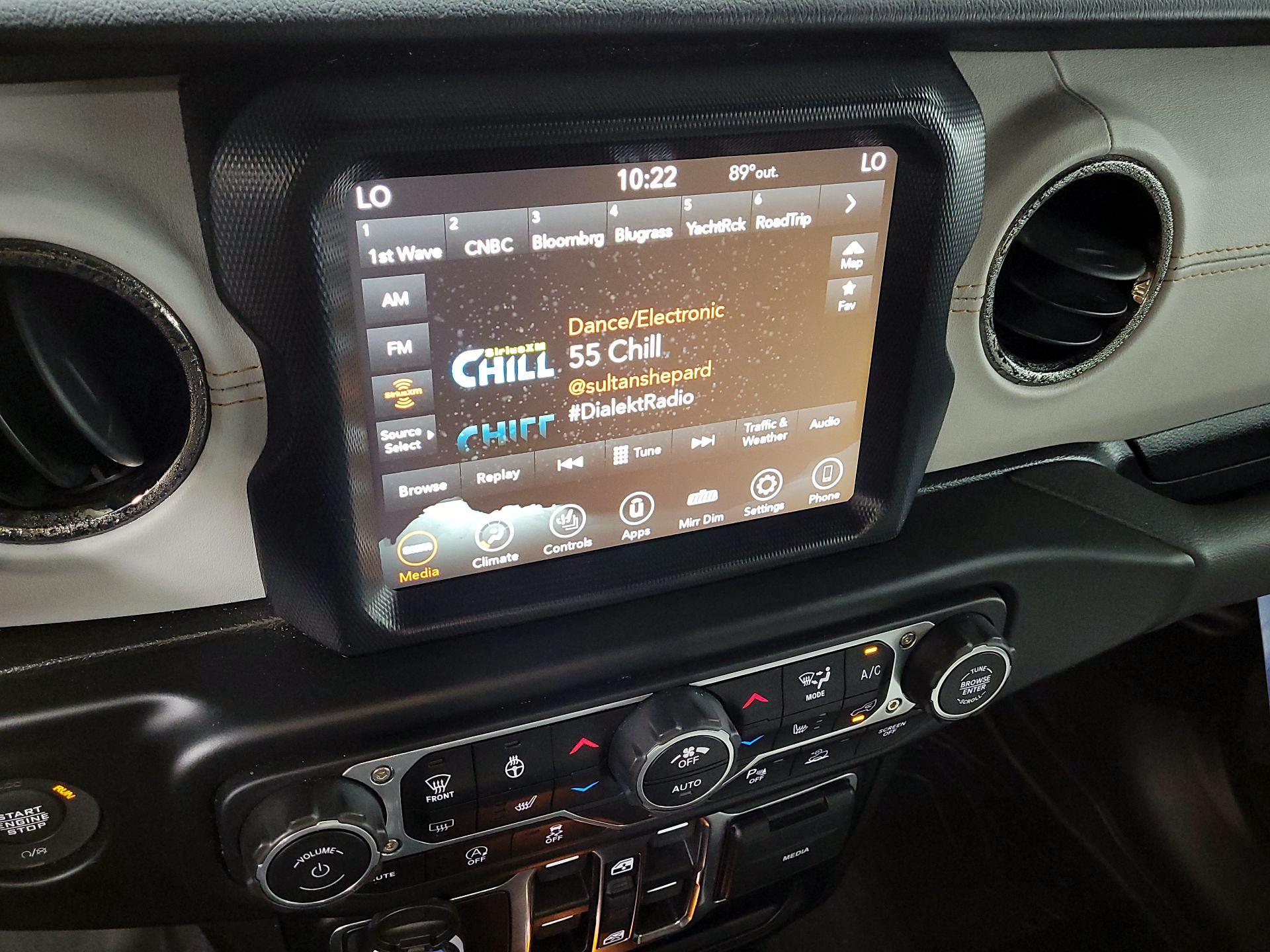 Thumbnail: 2021 Jeep Gladiator - 13