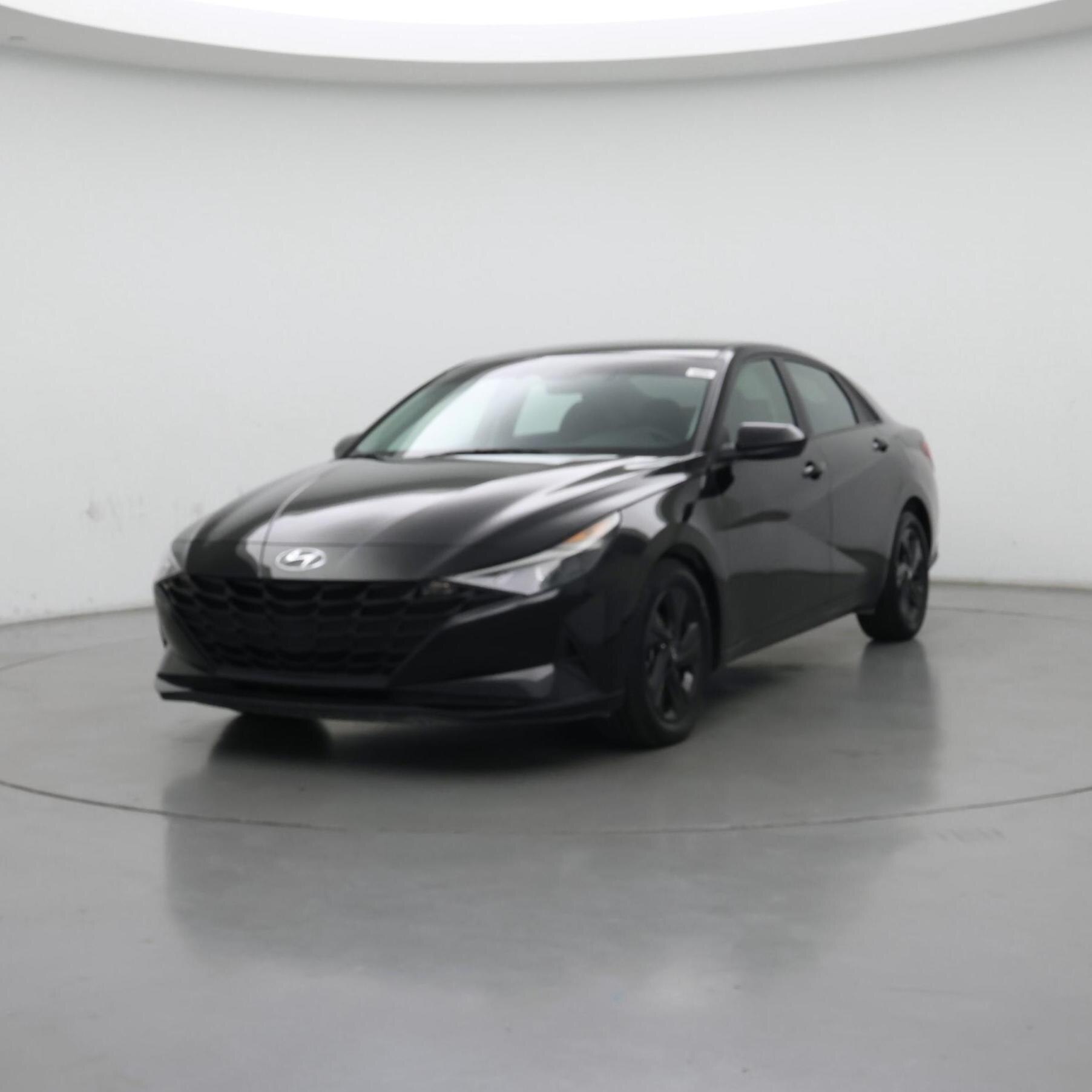 Thumbnail: 2022 Hyundai Elantra - 4