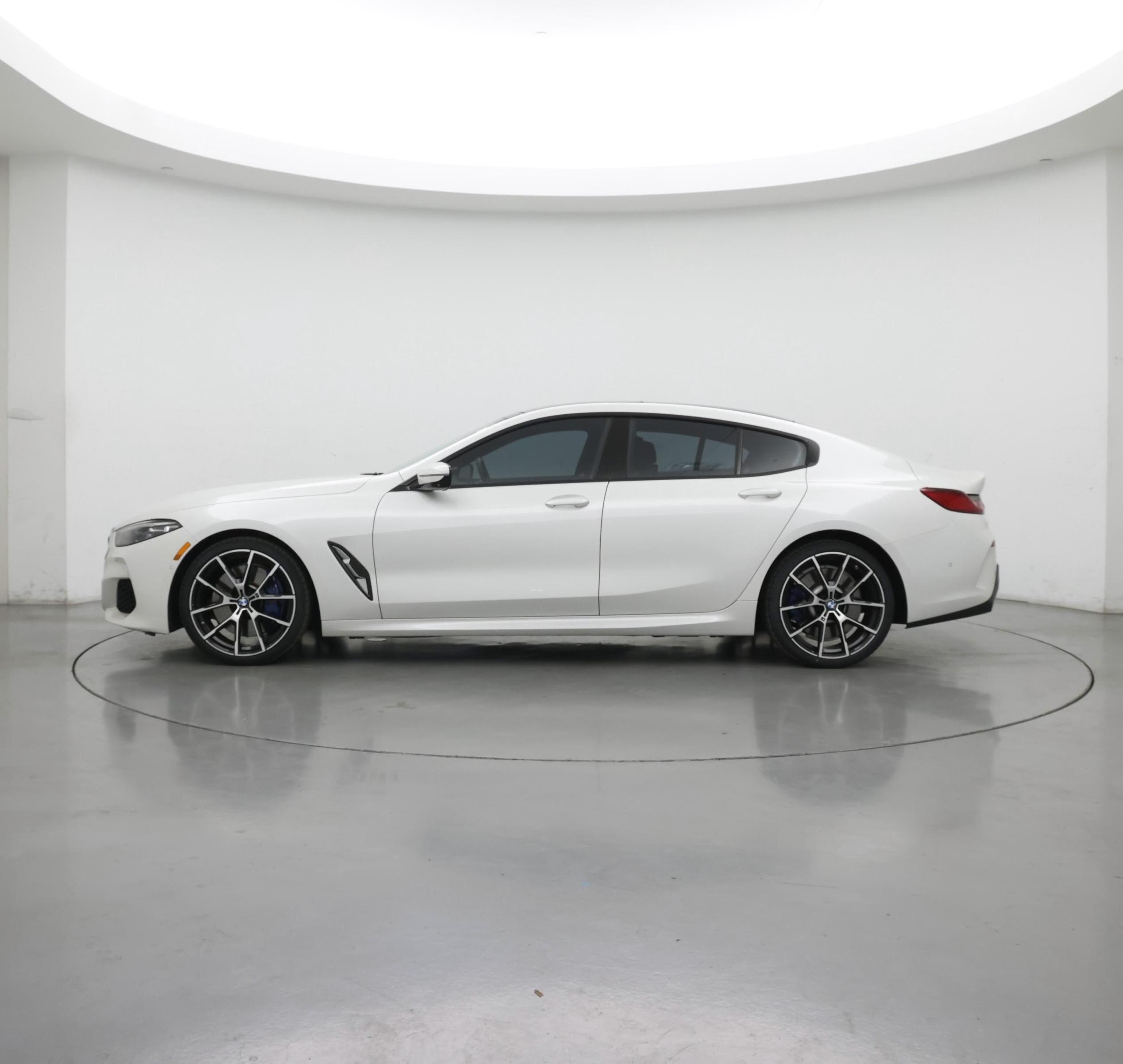Thumbnail: 2020 BMW 8 Series - 3