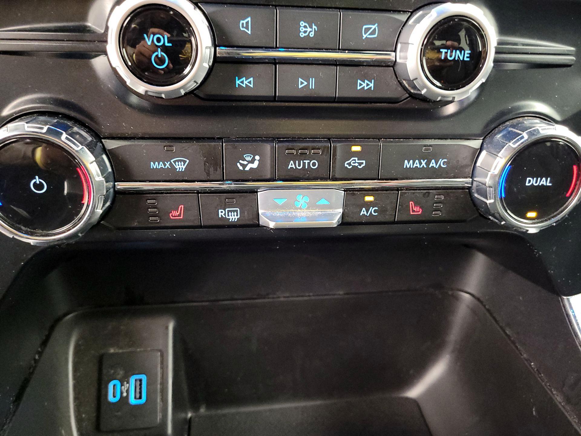 Thumbnail: 2023 Ford F-150 - 15