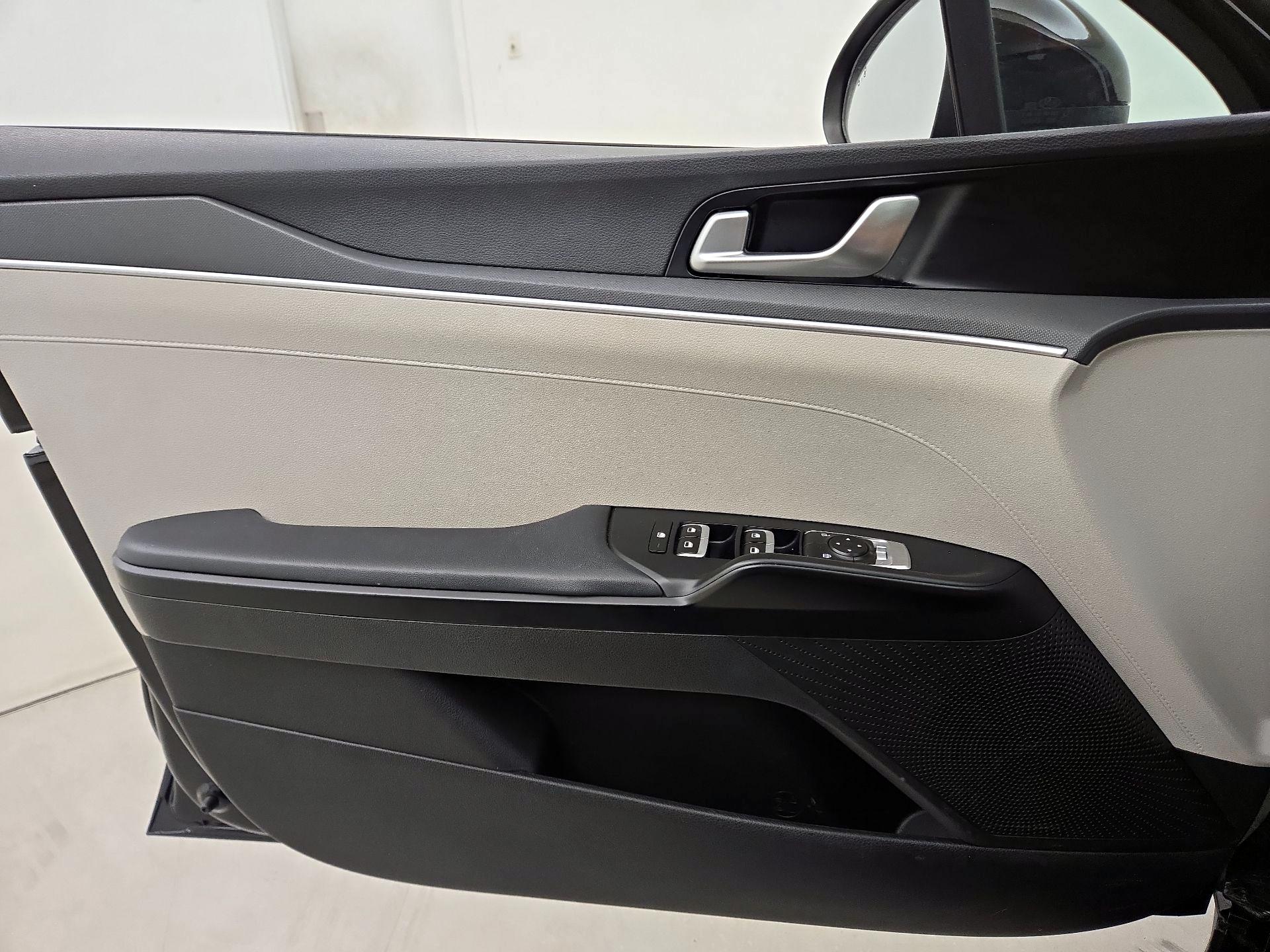 Thumbnail: 2021 Kia K5 - 12