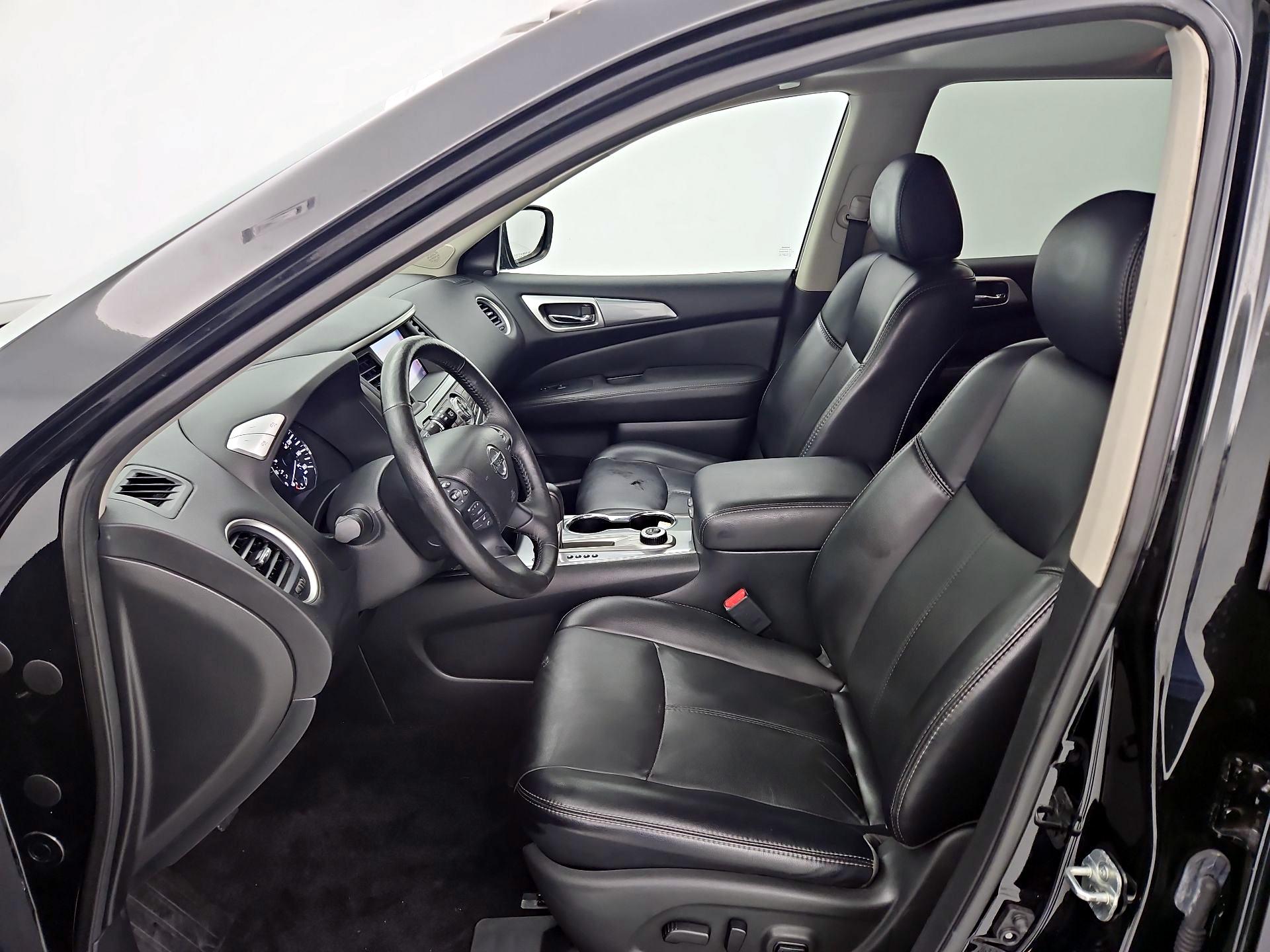 Thumbnail: 2019 Nissan Pathfinder - 11
