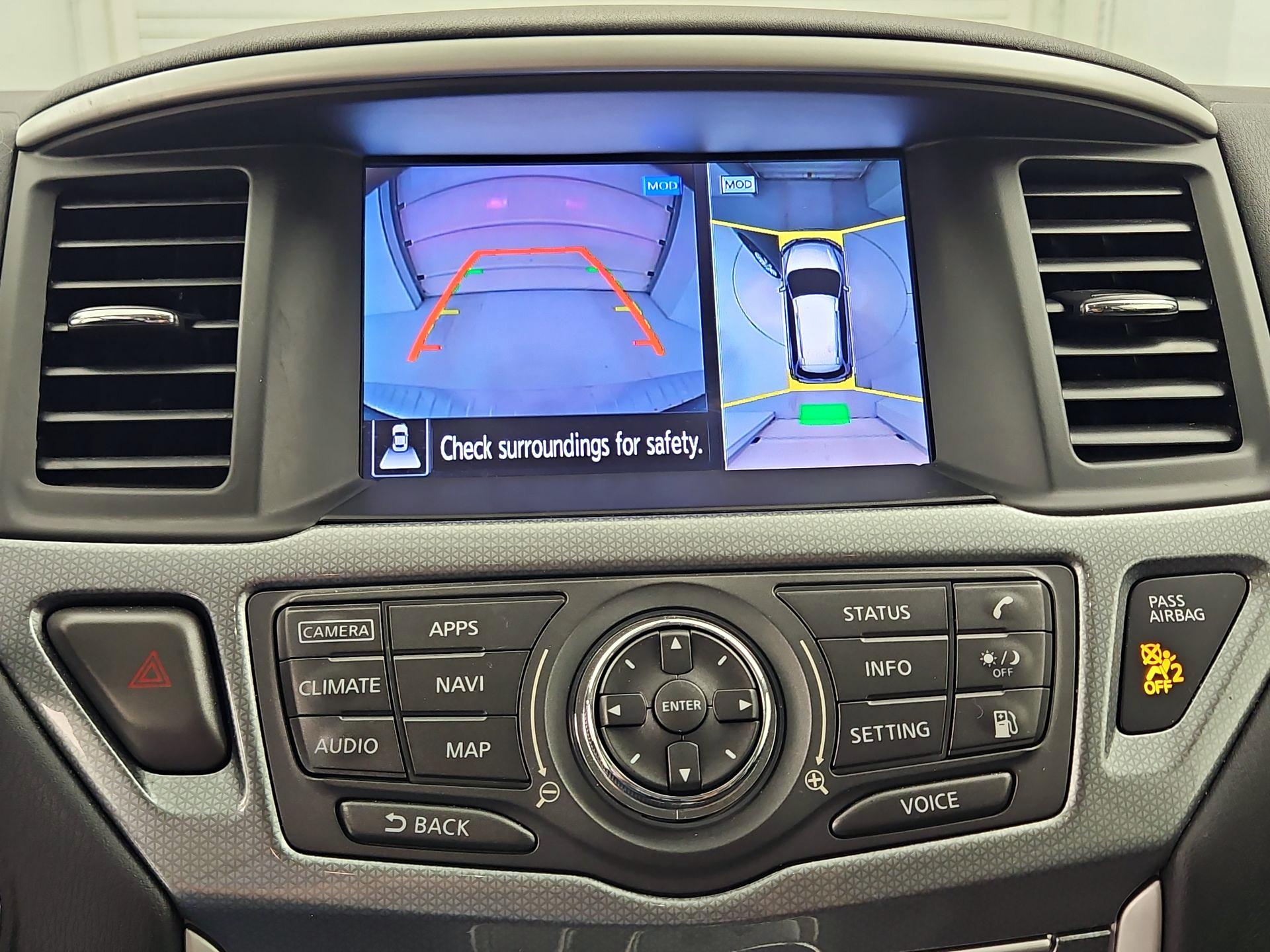 Thumbnail: 2019 Nissan Pathfinder - 15