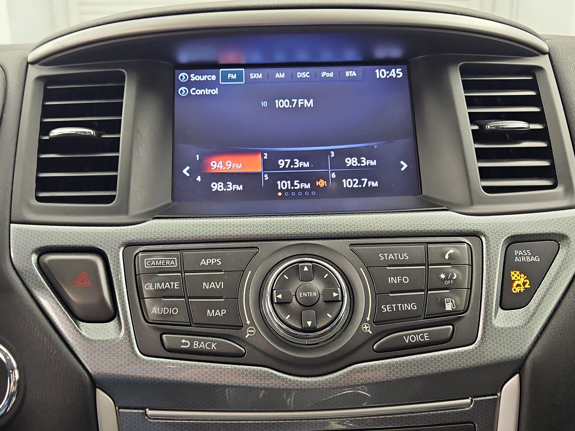 Thumbnail: 2019 Nissan Pathfinder - 16