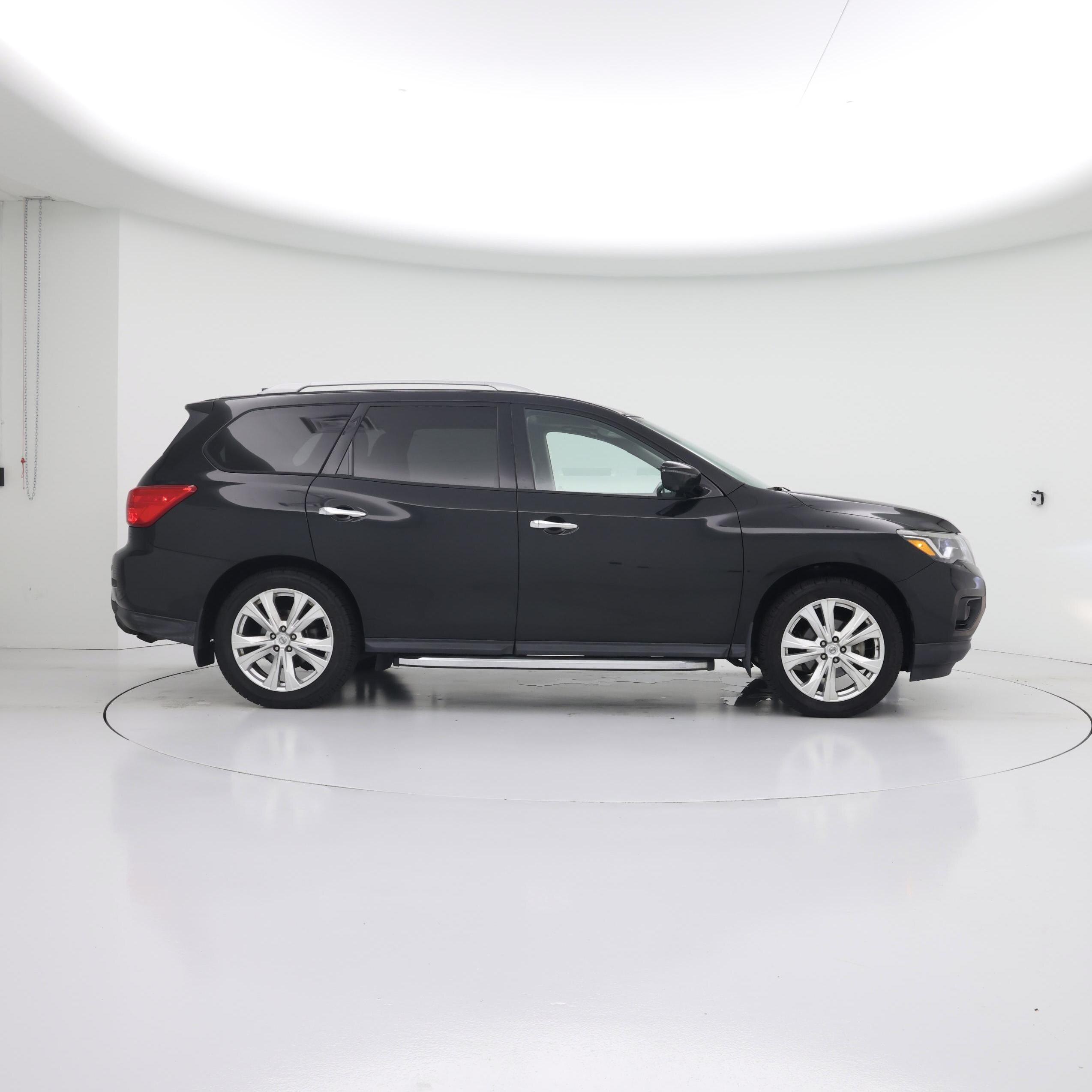 Thumbnail: 2019 Nissan Pathfinder - 7
