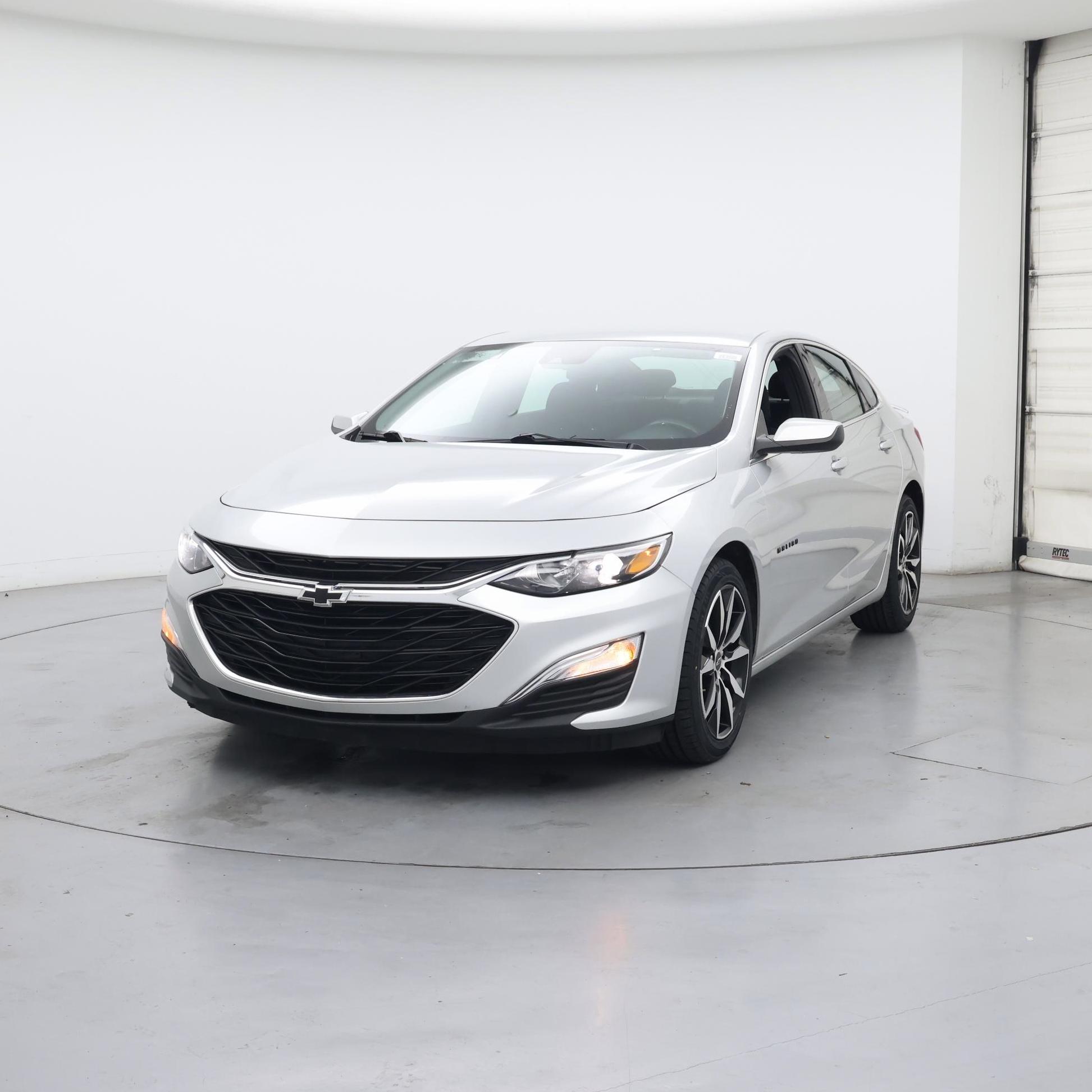 Thumbnail: 2021 Chevrolet Malibu - 4