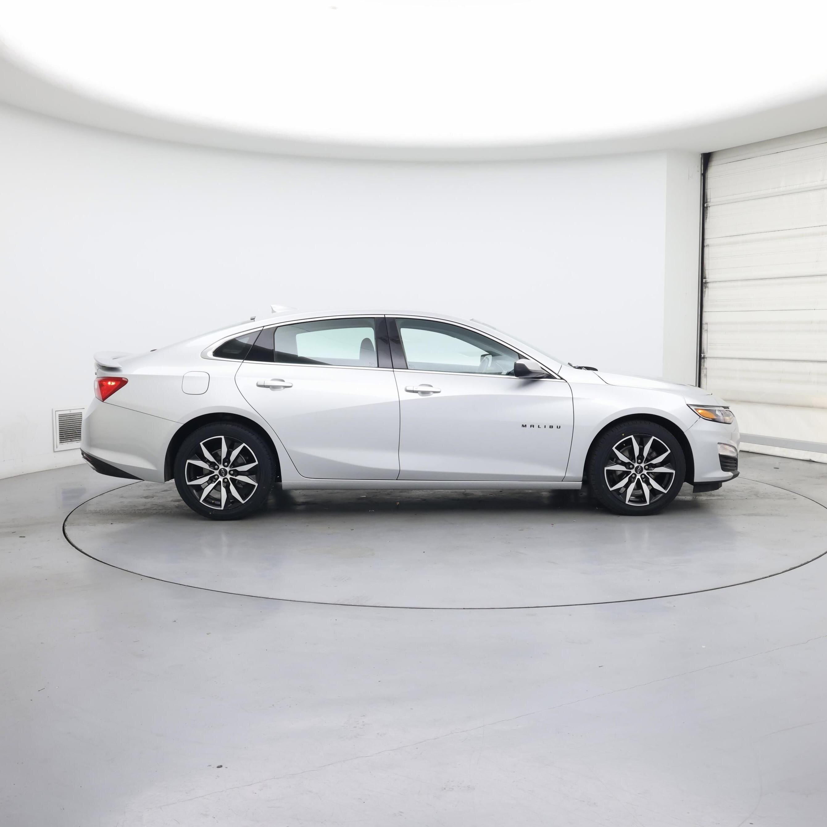 Thumbnail: 2021 Chevrolet Malibu - 7
