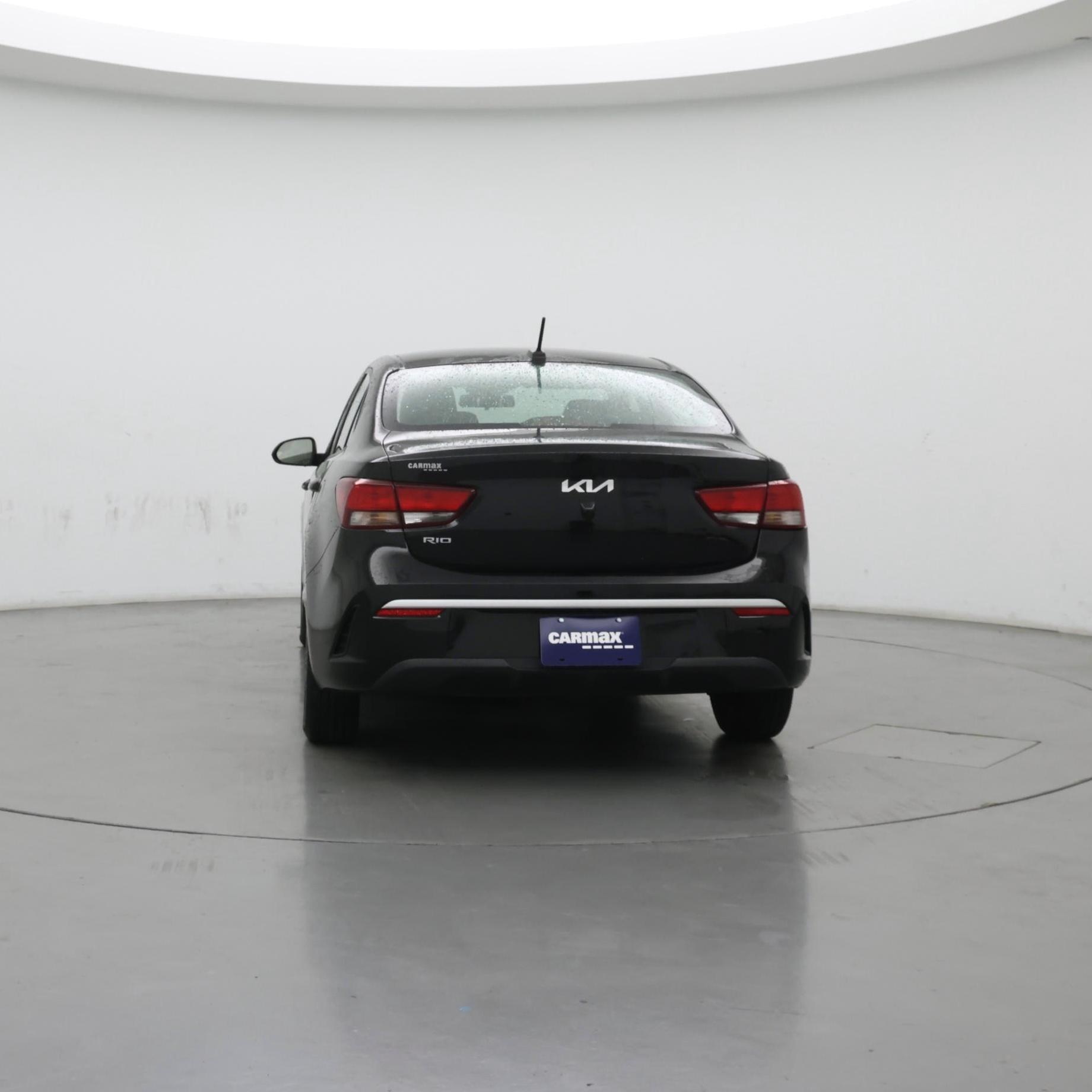 Thumbnail: 2022 Kia Rio - 6