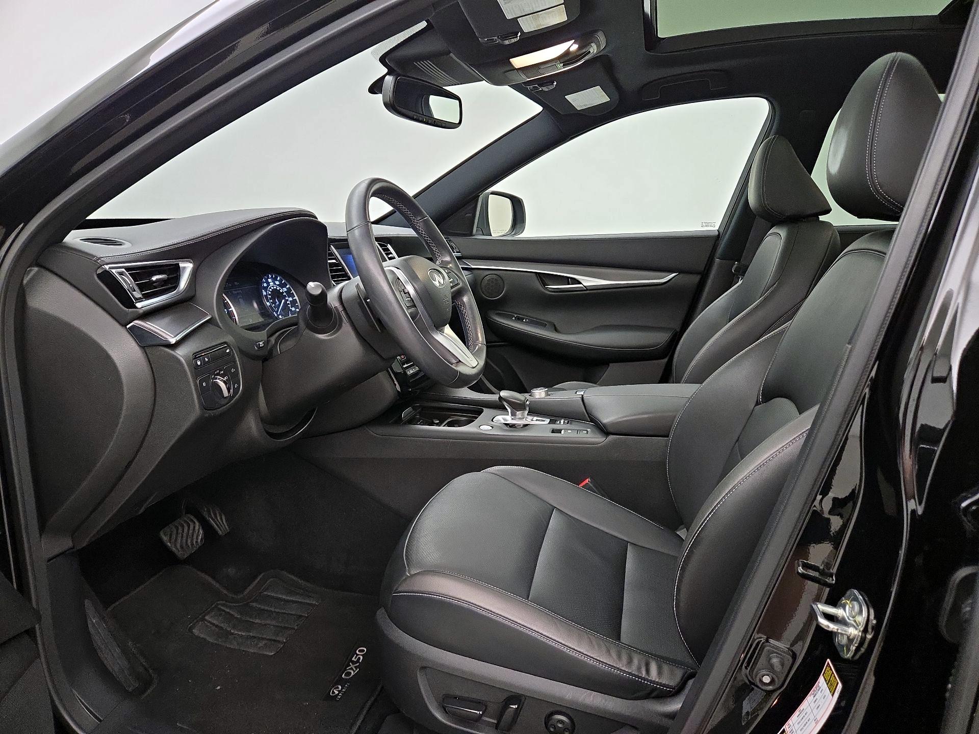 Thumbnail: 2022 INFINITI QX50 - 11