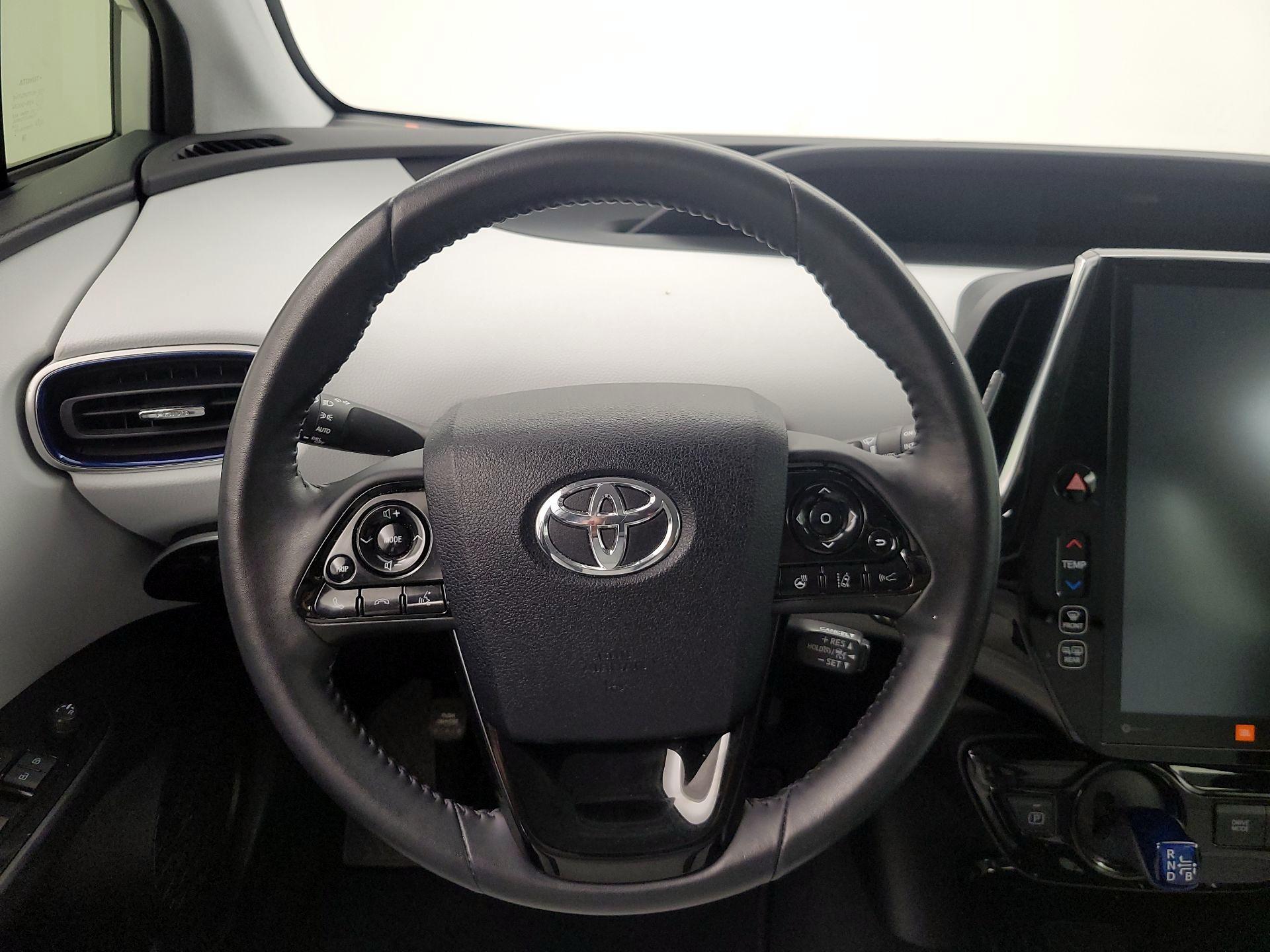 Thumbnail: 2019 Toyota Prius - 10