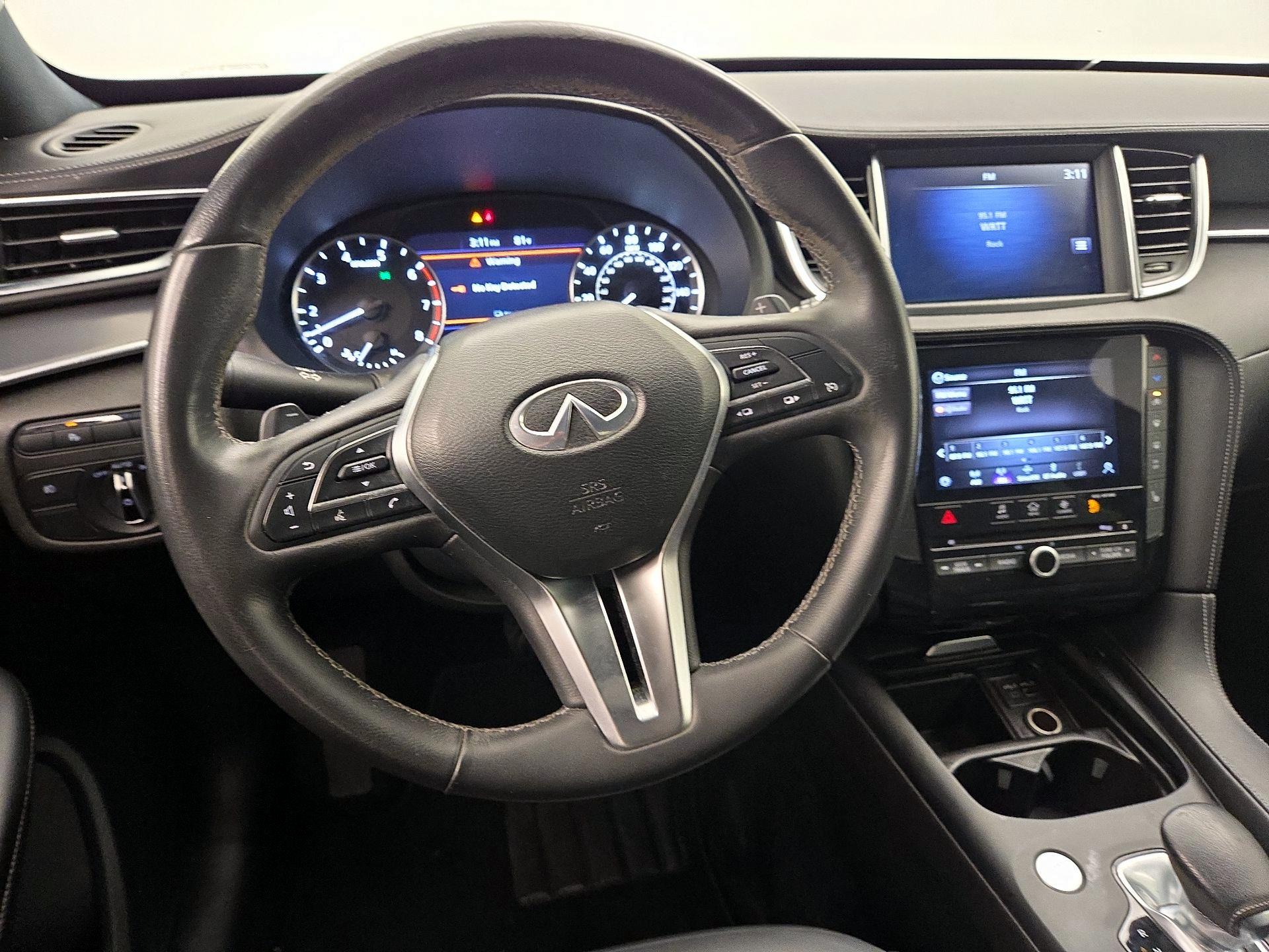 Thumbnail: 2022 INFINITI QX55 - 10