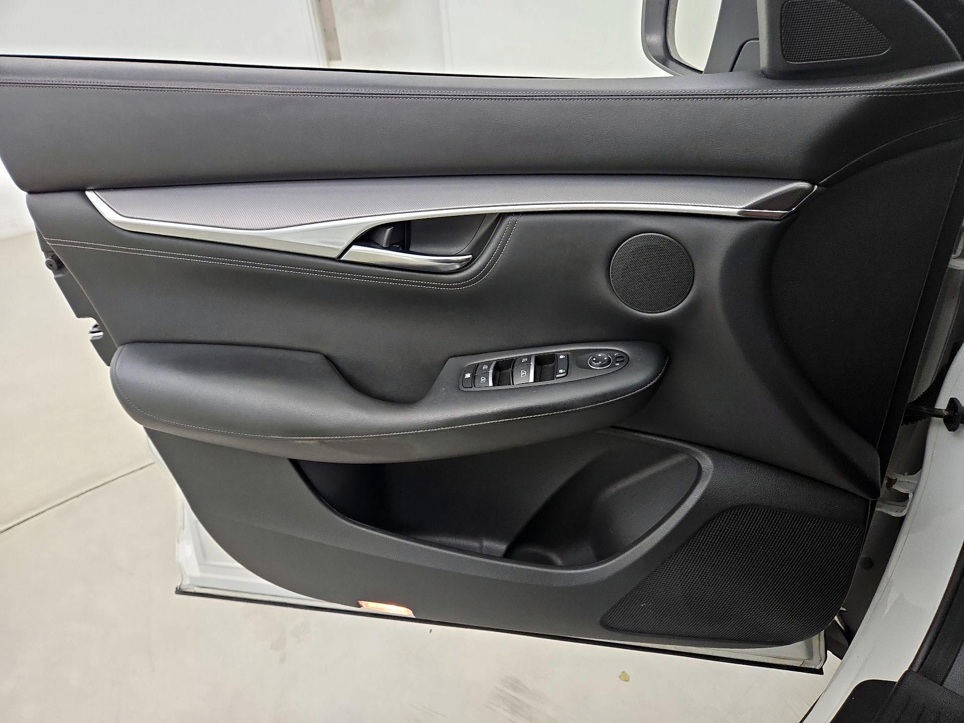 Thumbnail: 2022 INFINITI QX55 - 12