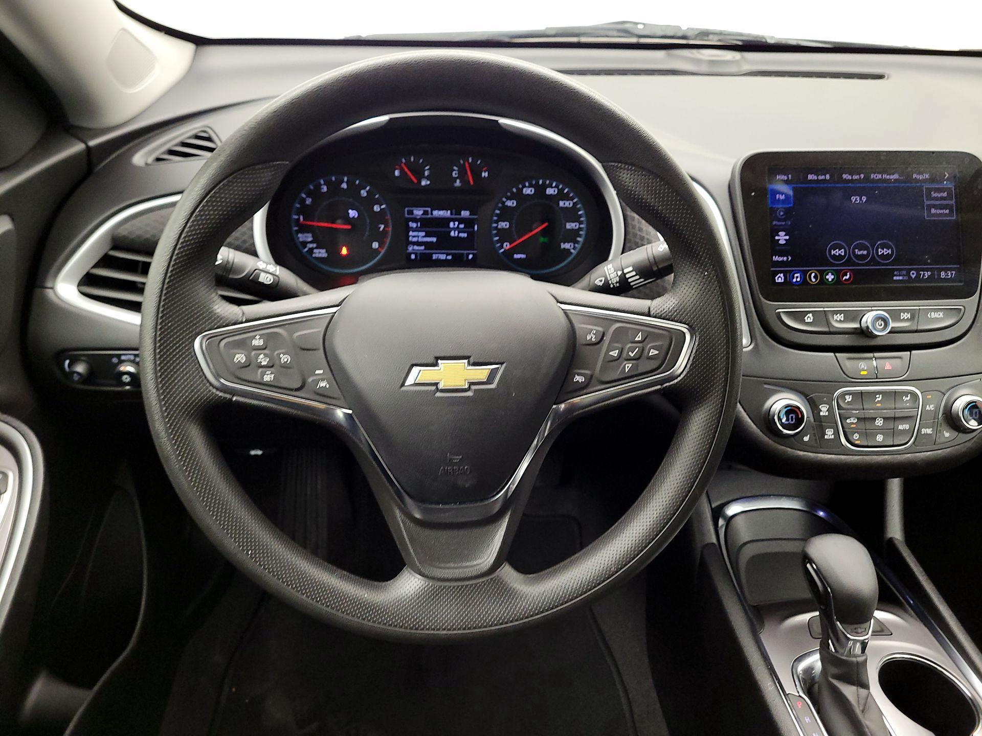 Thumbnail: 2023 Chevrolet Malibu - 10