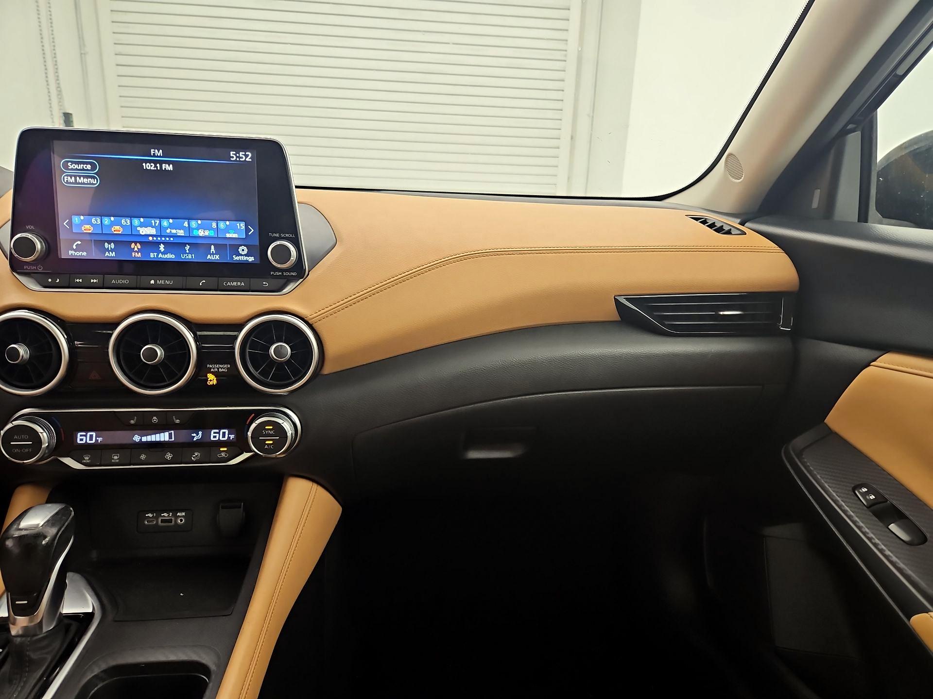 Thumbnail: 2023 Nissan Sentra - 9