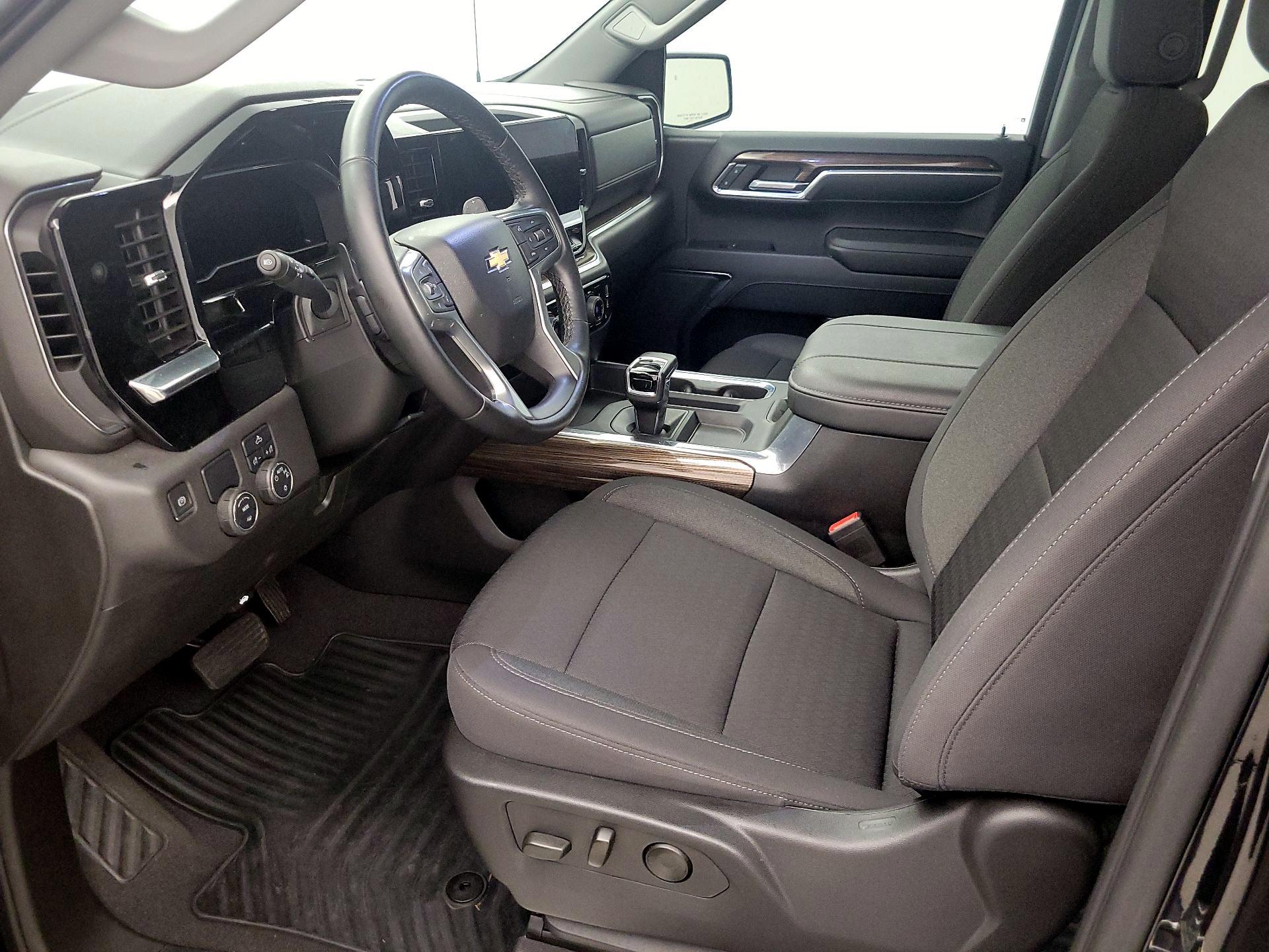 Thumbnail: 2023 Chevrolet Silverado 1500 - 11