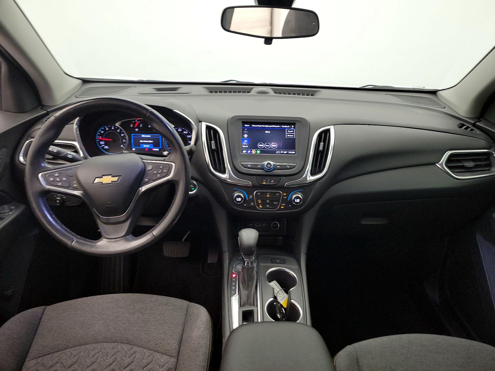Thumbnail: 2022 Chevrolet Equinox - 9