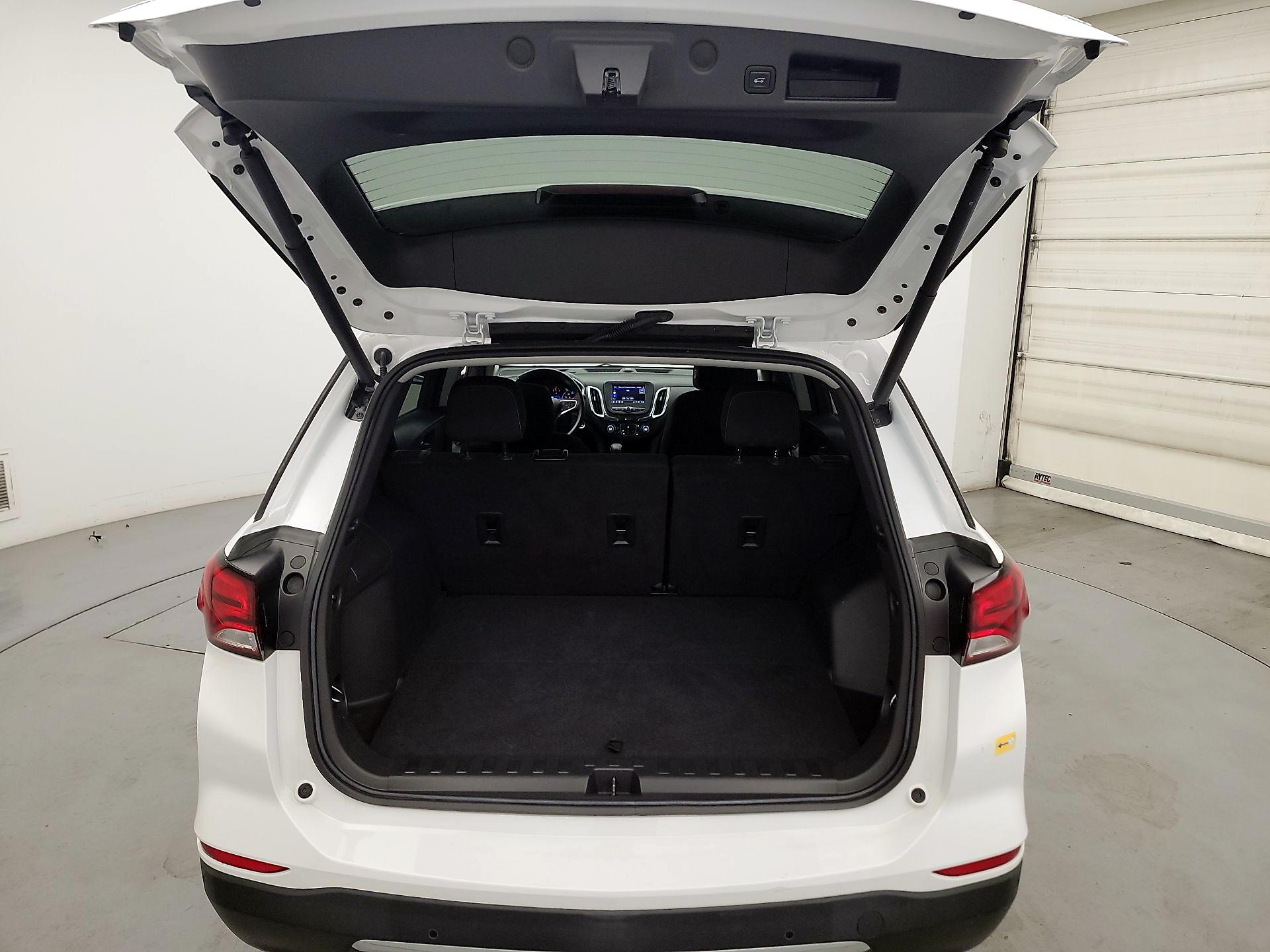 Thumbnail: 2022 Chevrolet Equinox - 16