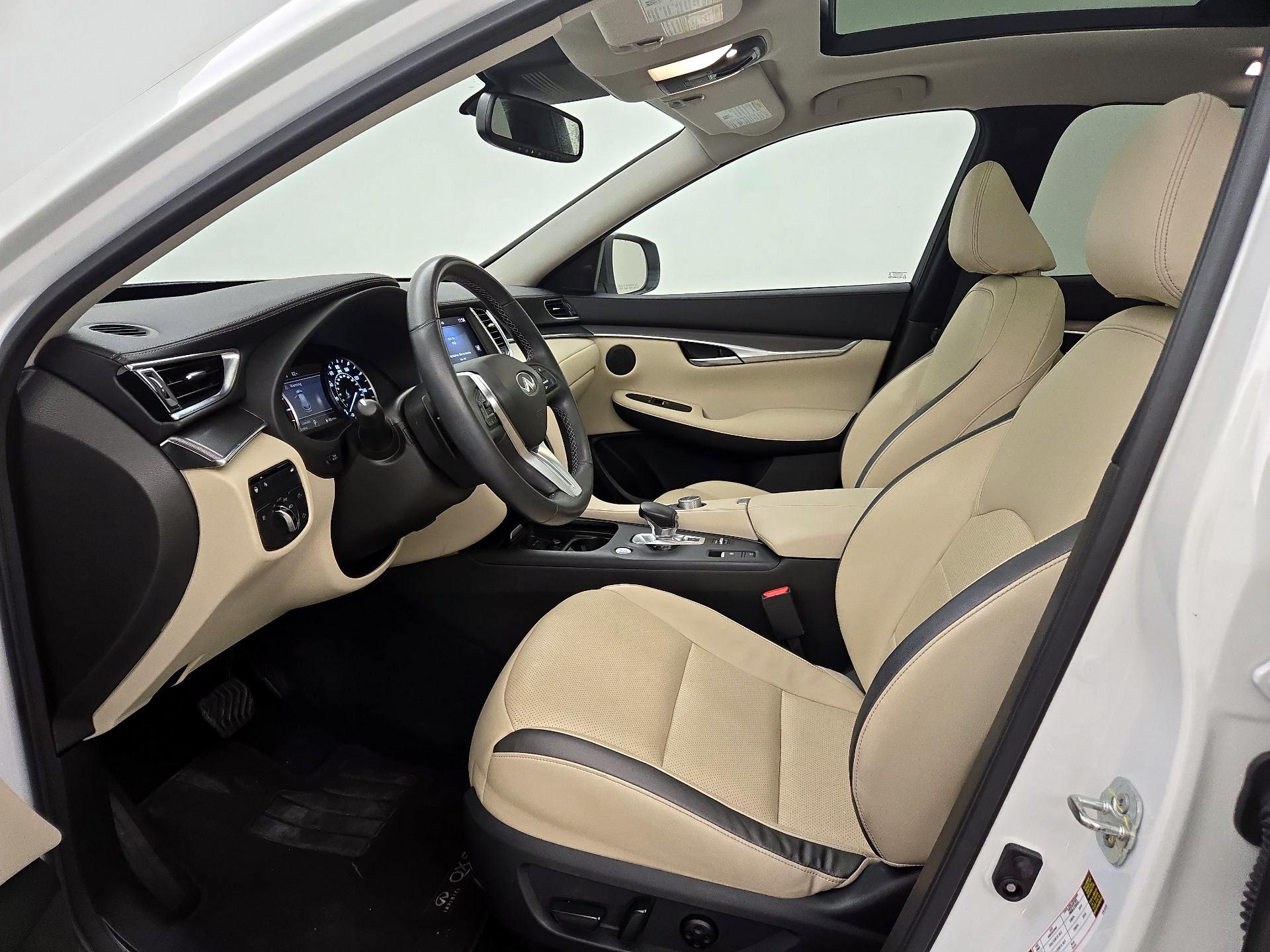 Thumbnail: 2022 INFINITI QX50 - 11