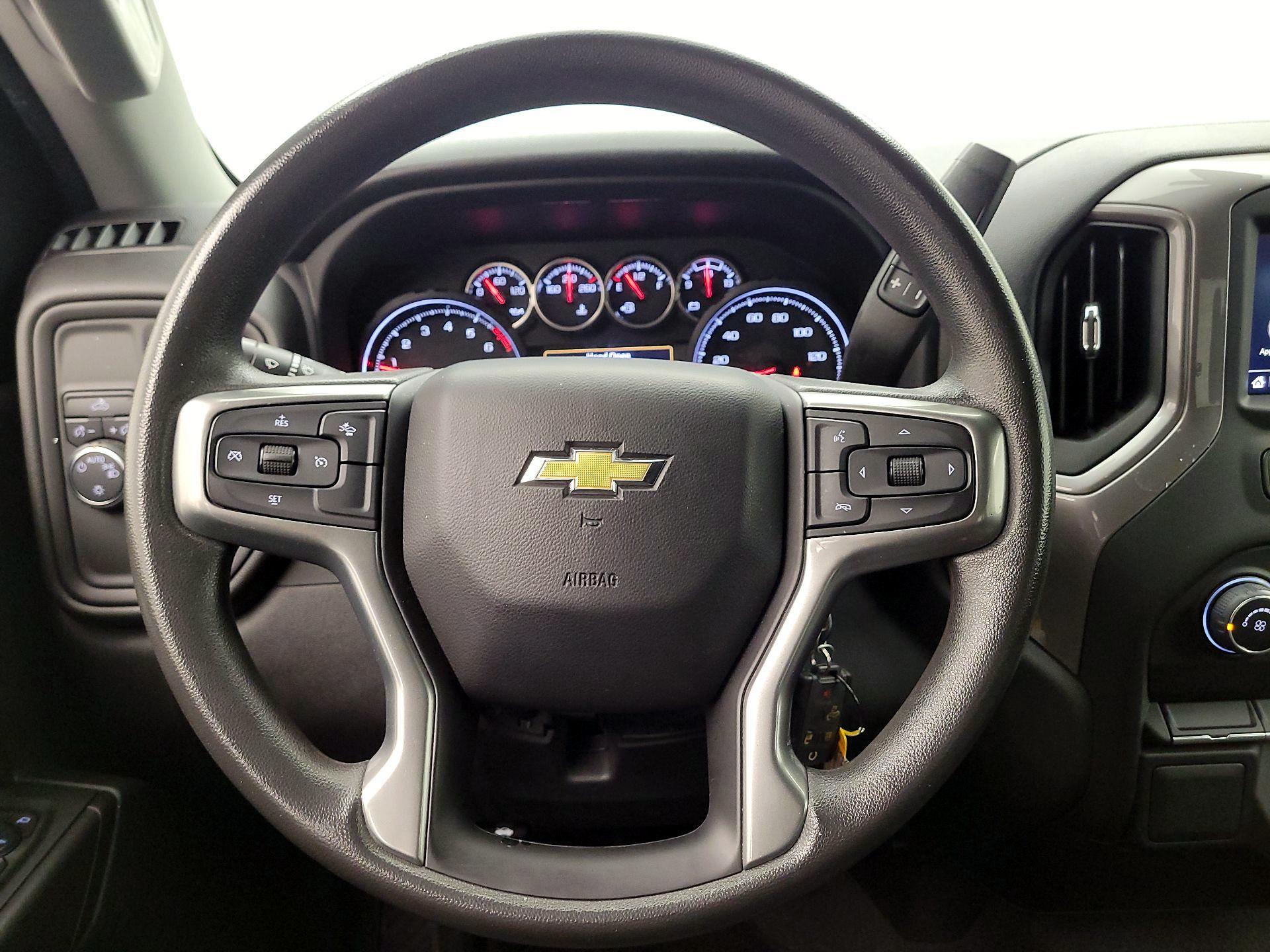 Thumbnail: 2022 Chevrolet Silverado 1500 - 10