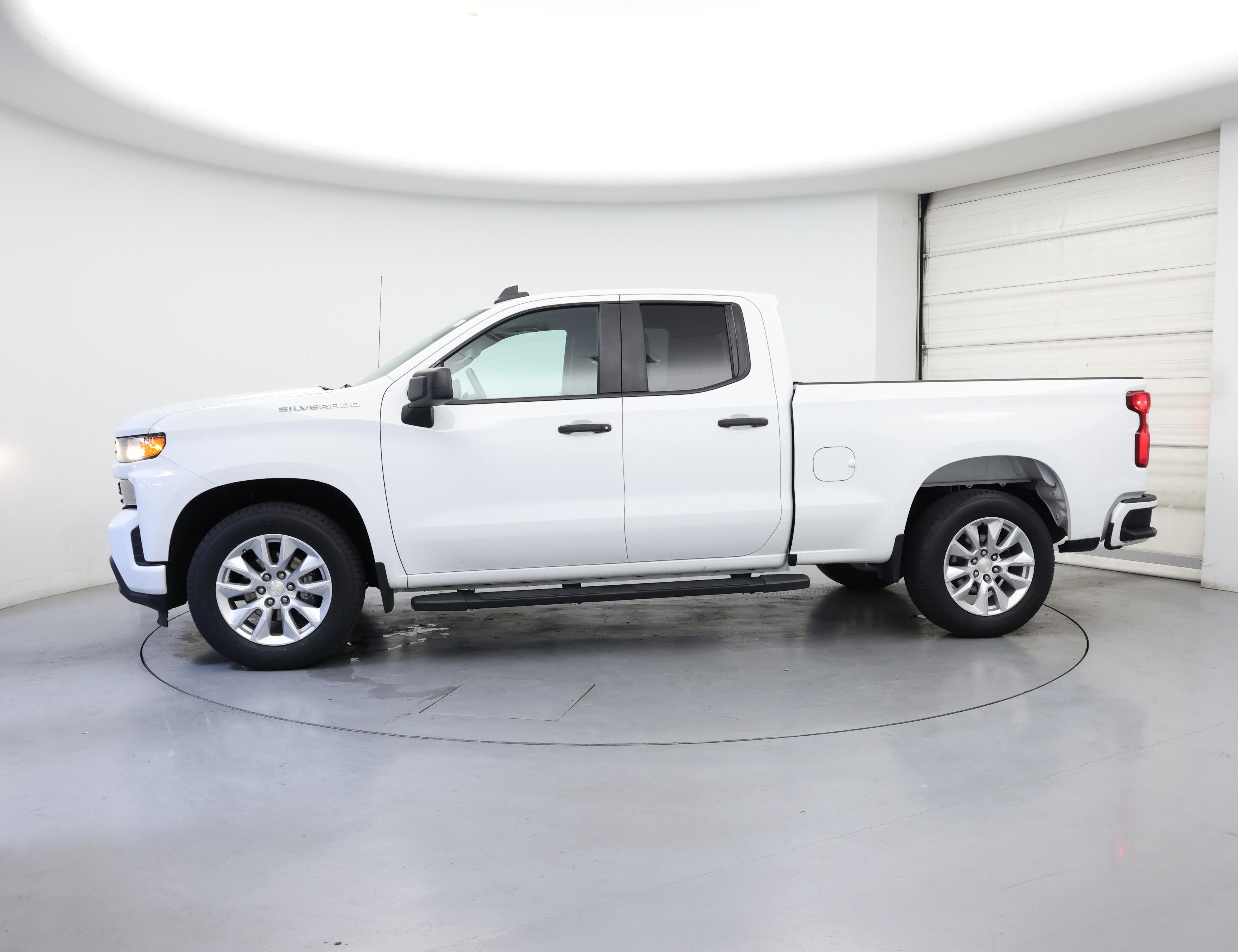 Thumbnail: 2022 Chevrolet Silverado 1500 - 3