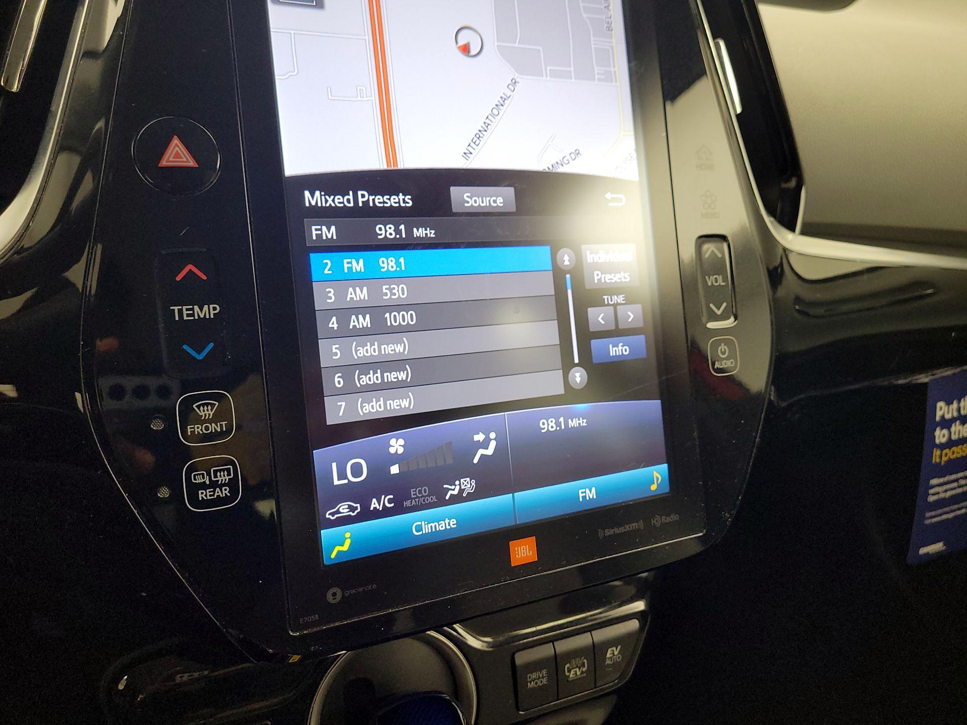 Thumbnail: 2021 Toyota Prius Prime - 16