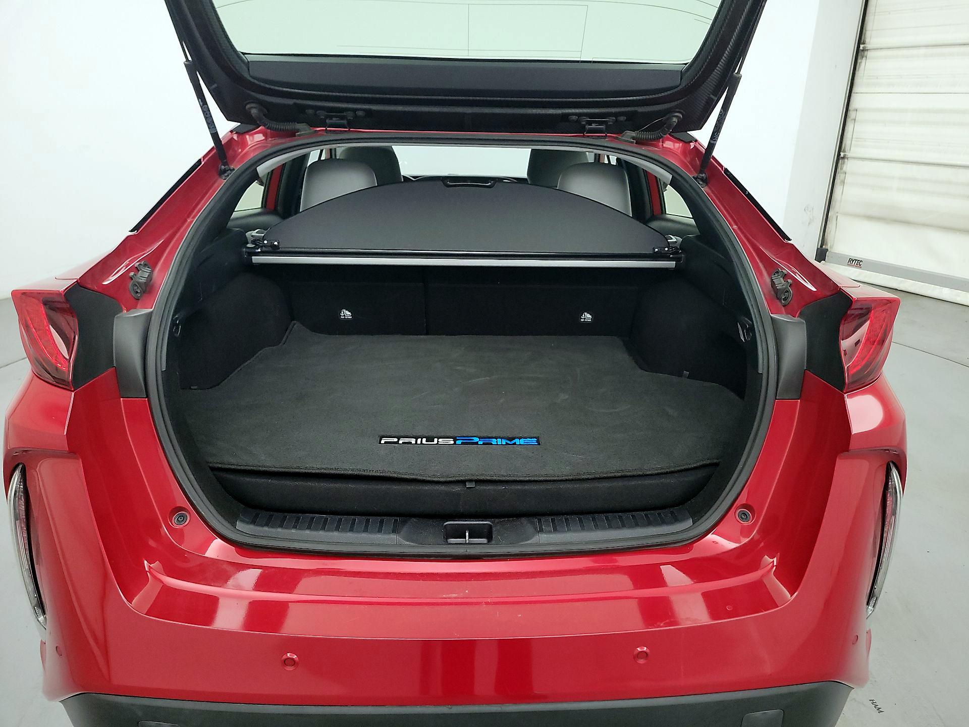 Thumbnail: 2021 Toyota Prius Prime - 20
