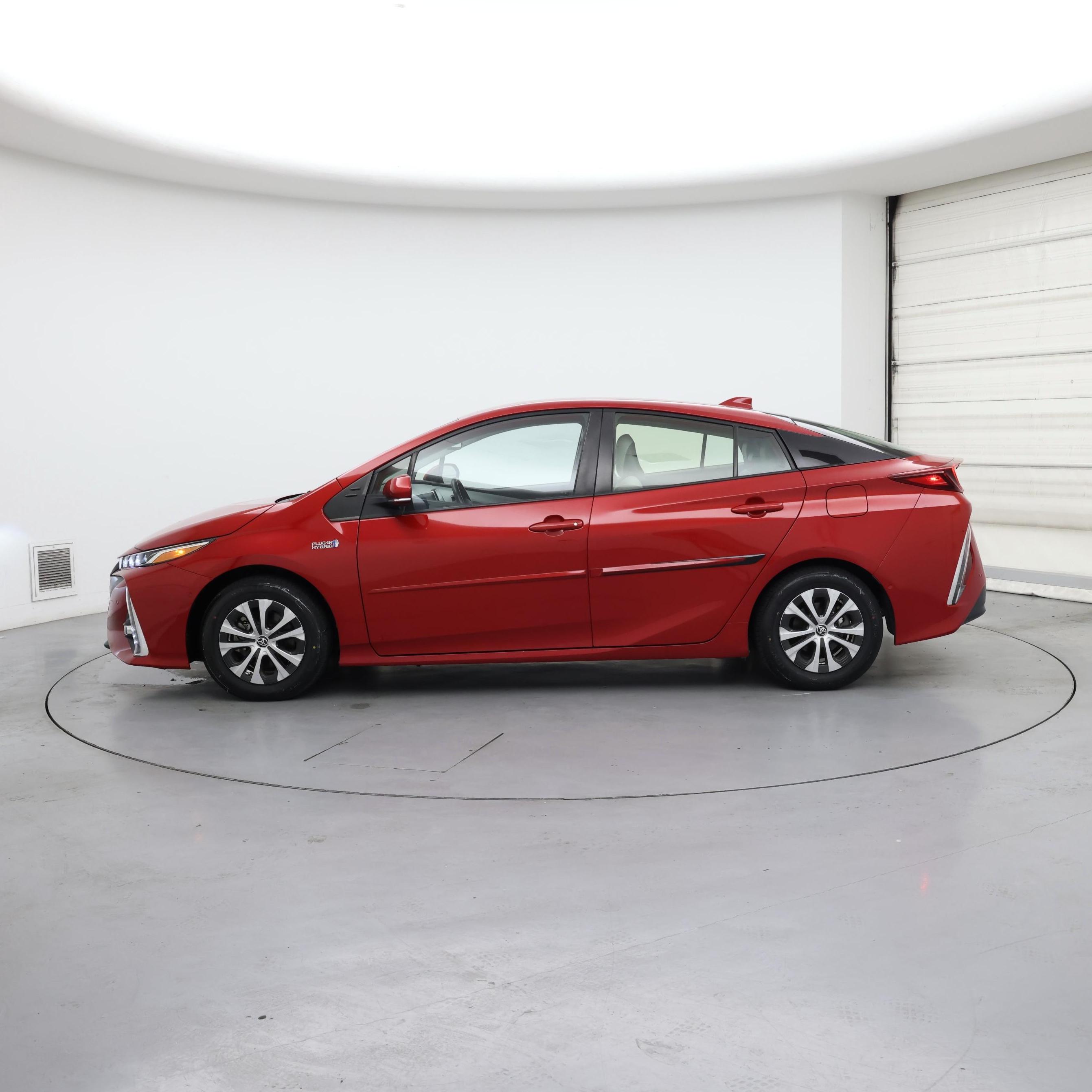 Thumbnail: 2021 Toyota Prius Prime - 3