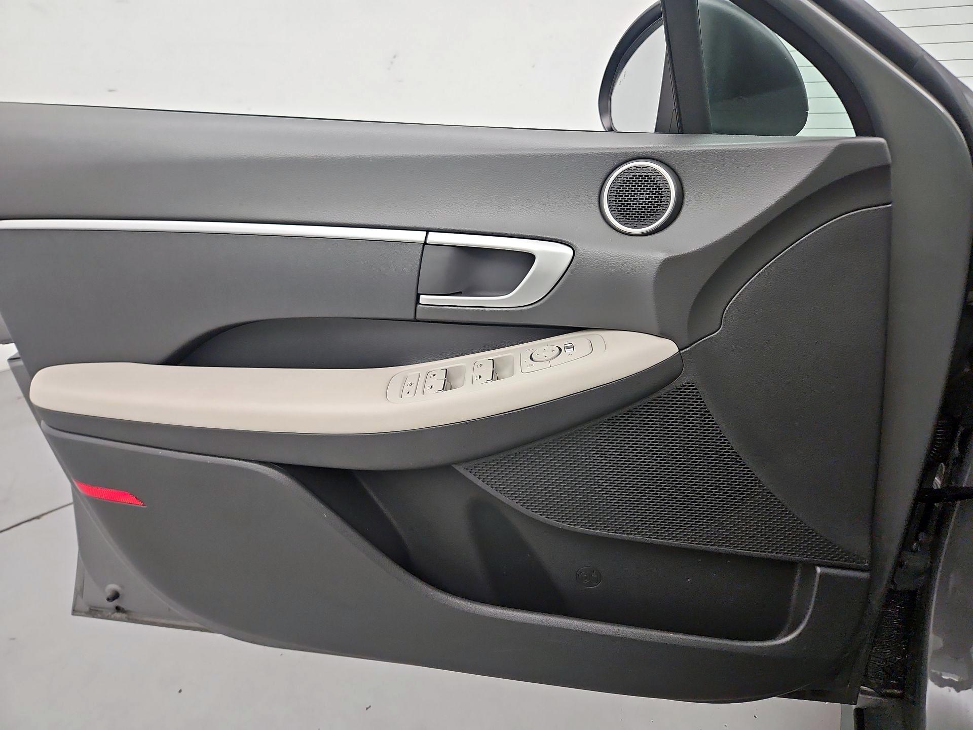Thumbnail: 2022 Hyundai Sonata - 12