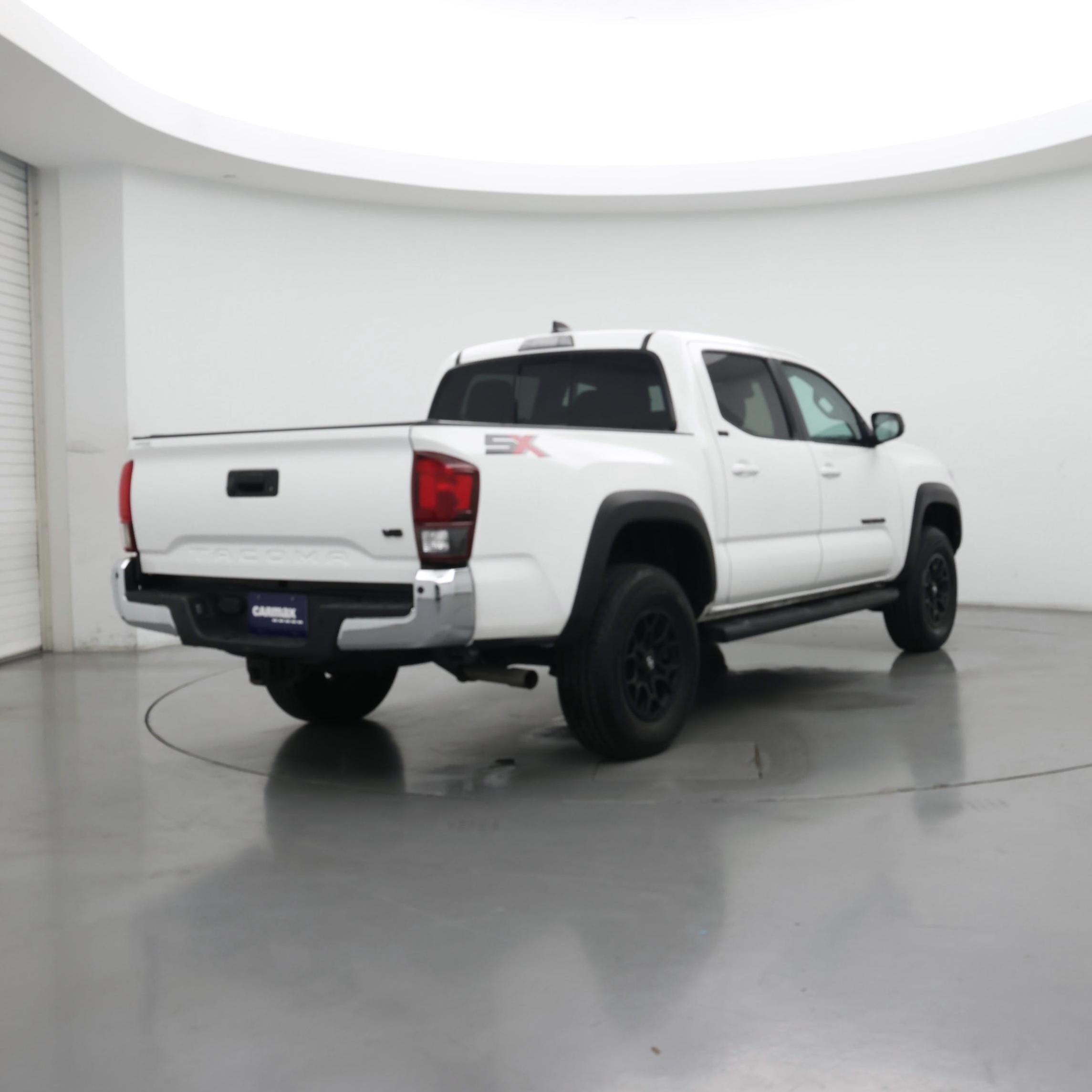 Thumbnail: 2023 Toyota Tacoma - 8