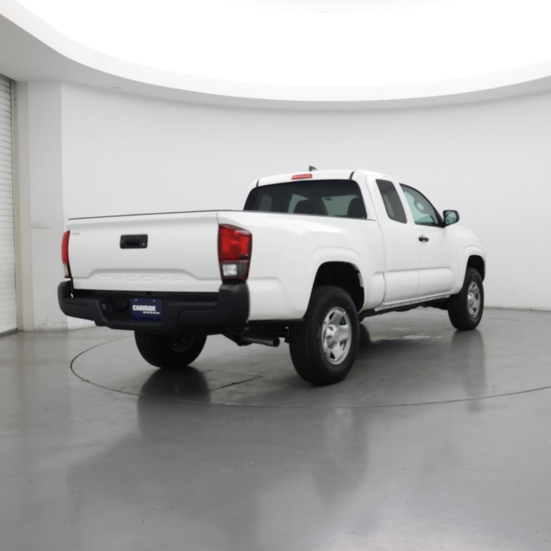 Thumbnail: 2023 Toyota Tacoma - 8